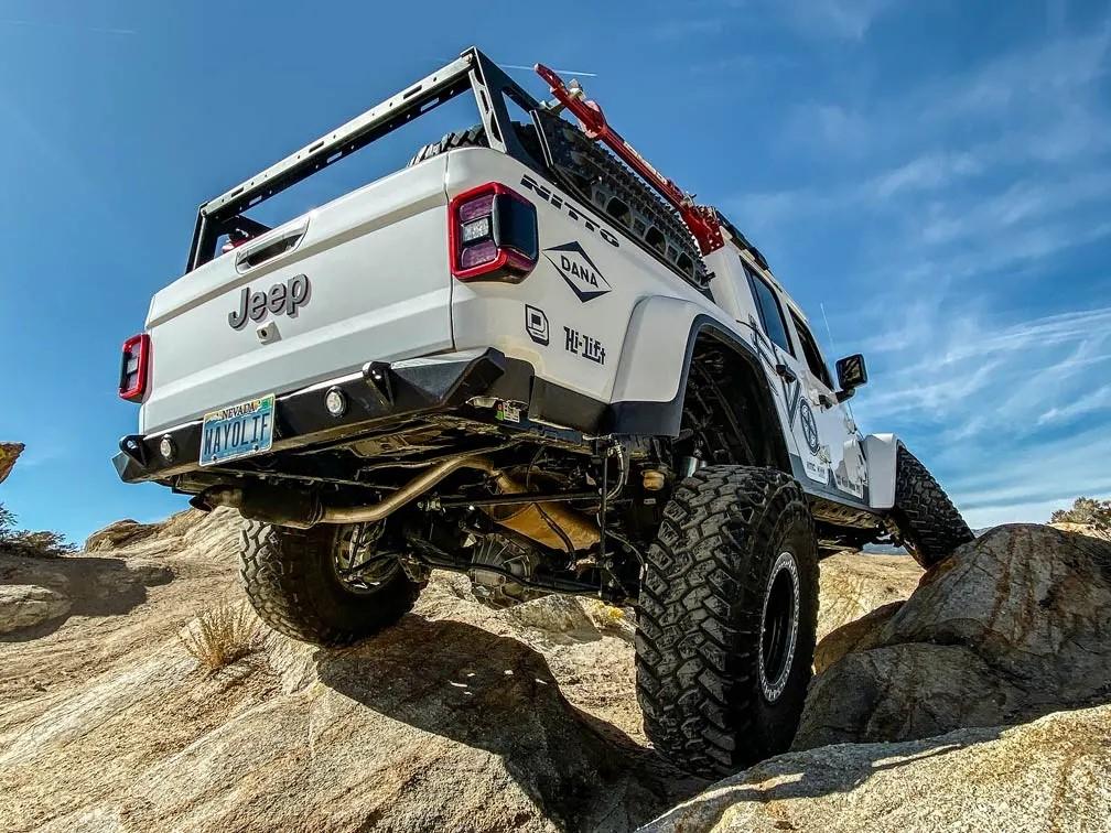 Jeep Gladiator JT High N' Tight Rear Bumper ucarecdn (Medium)
