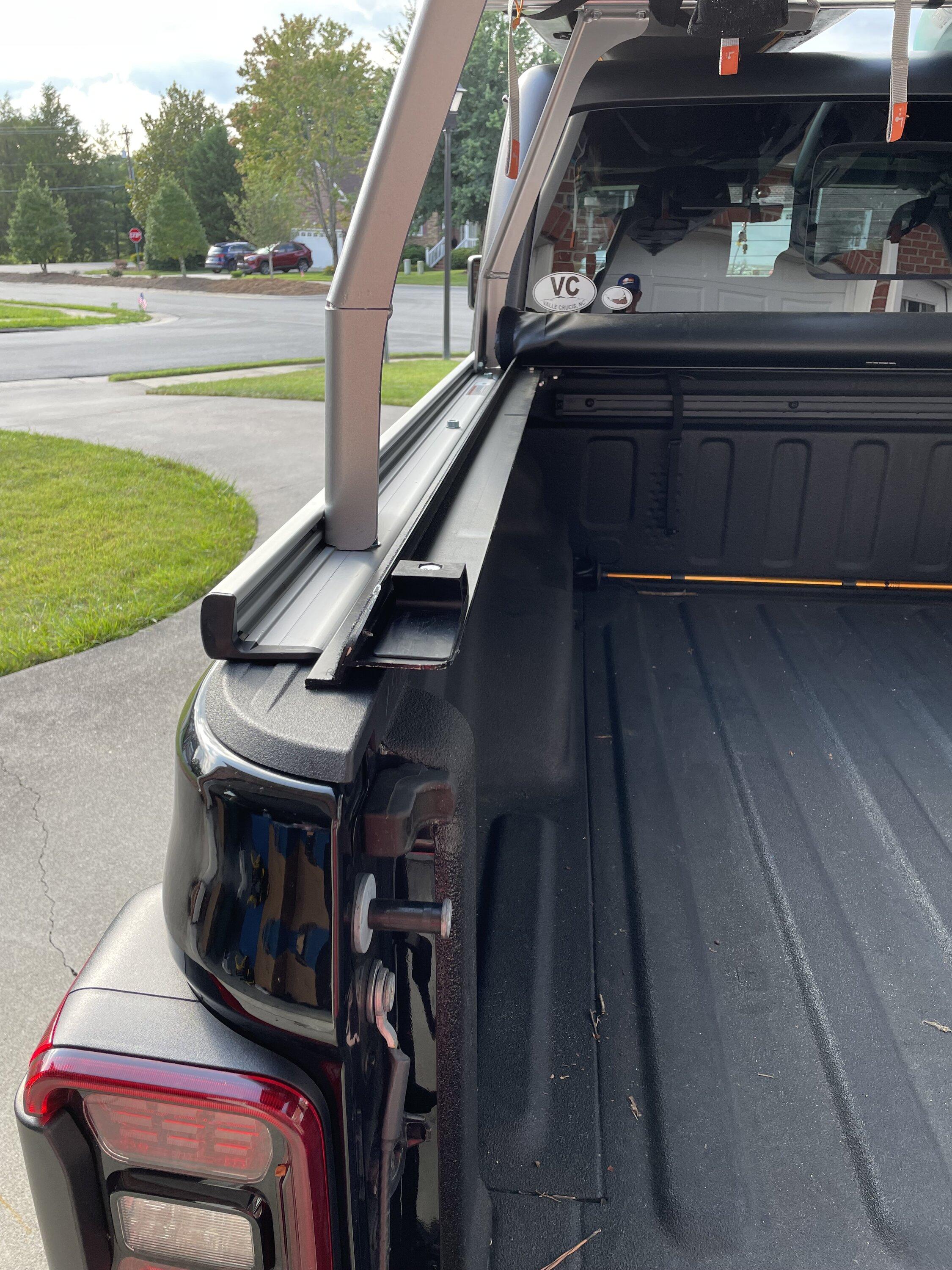 Jeep Gladiator How do you guys carry your kayaks? IMG_6645