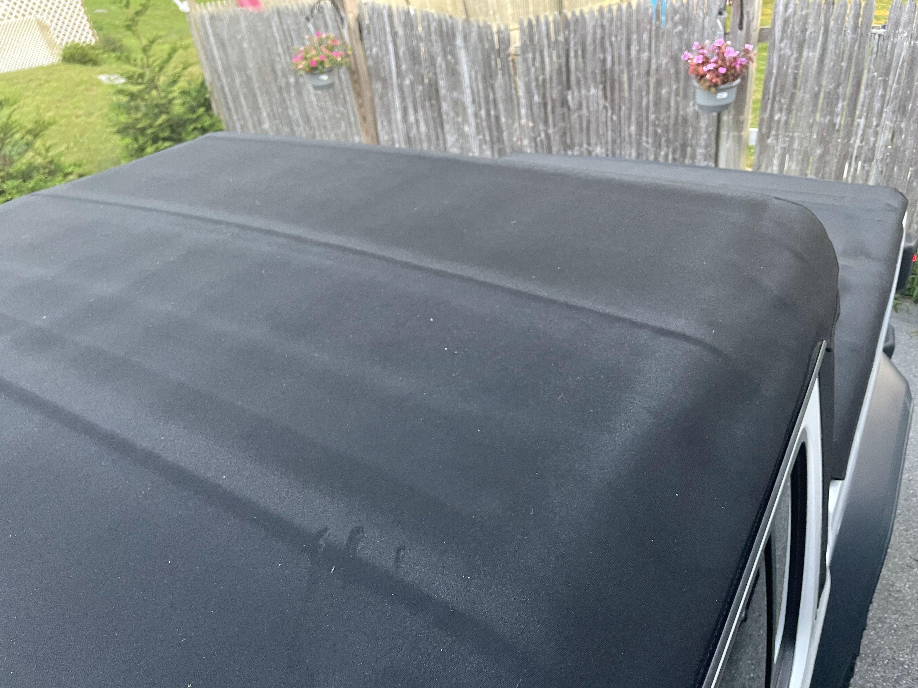 Jeep Gladiator Premium twill soft top with soft top window bag 5E7AC706-3DCB-49BD-92E9-9109E4E59A0E