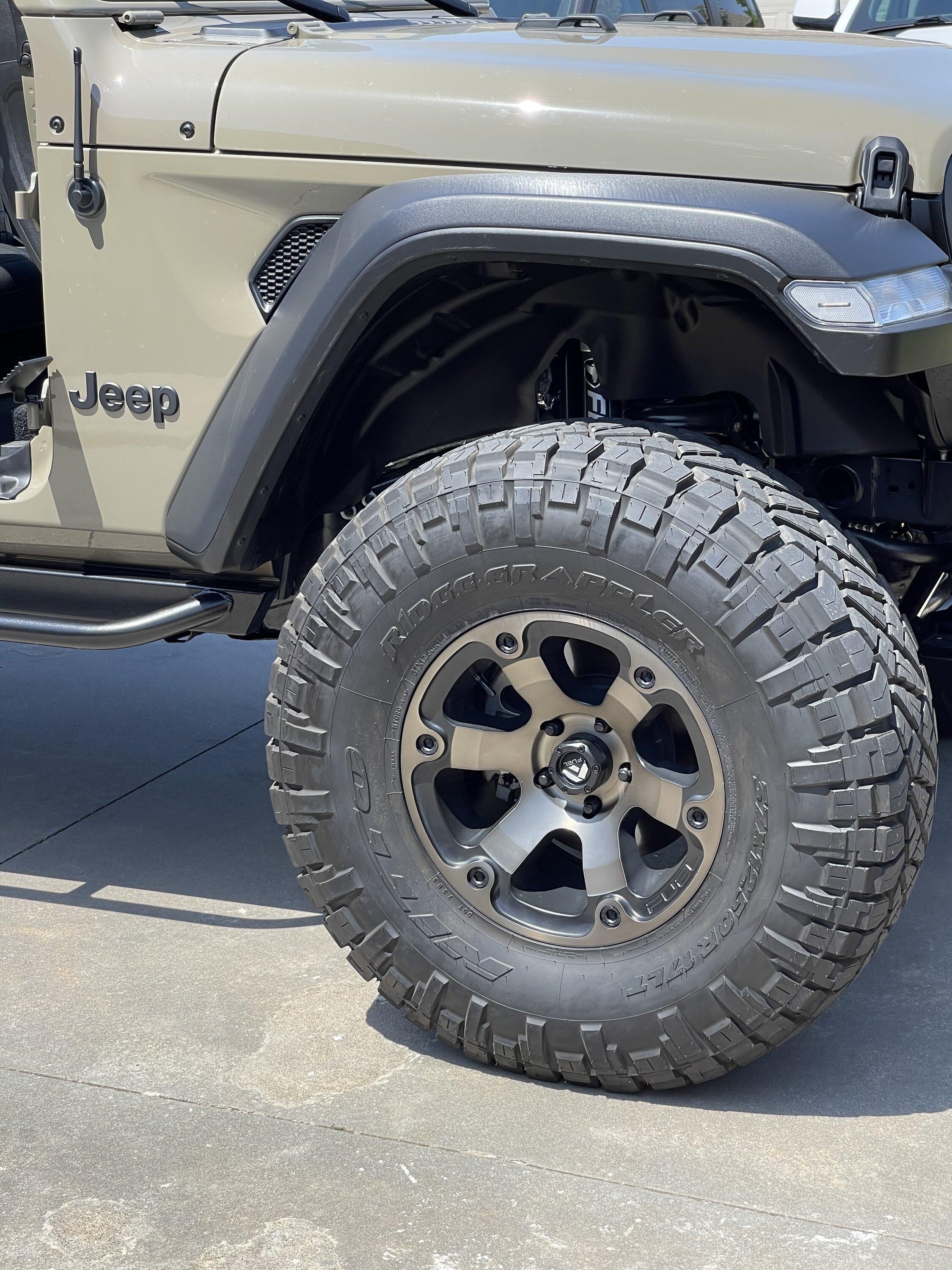Jeep Gladiator GATOR Gladiator JT Club 4CAF88EE-1B5F-4697-B45A-C7EE02188563