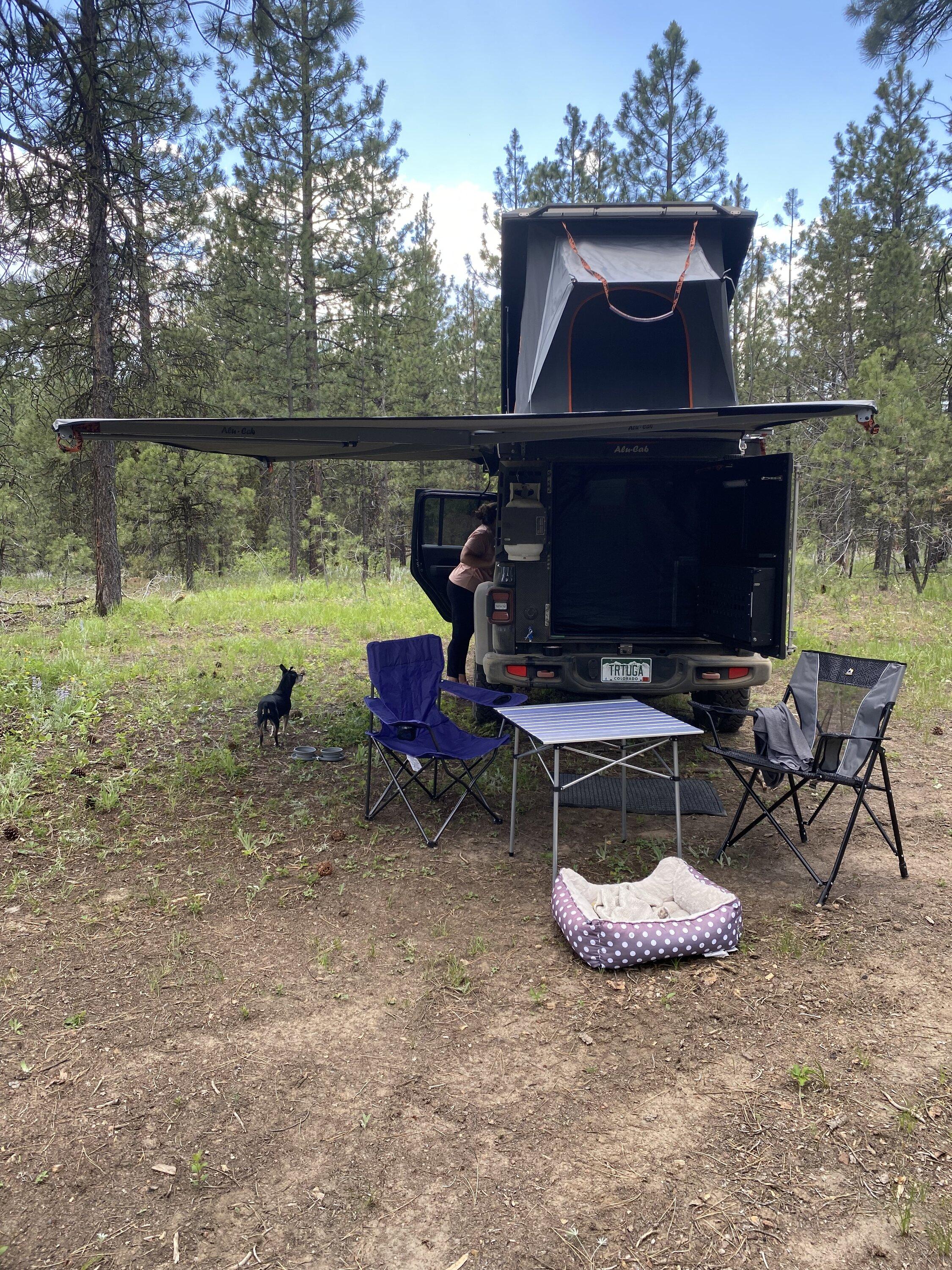 Jeep Gladiator Alu-Cab Canopy Camper Roll Call IMG_6283