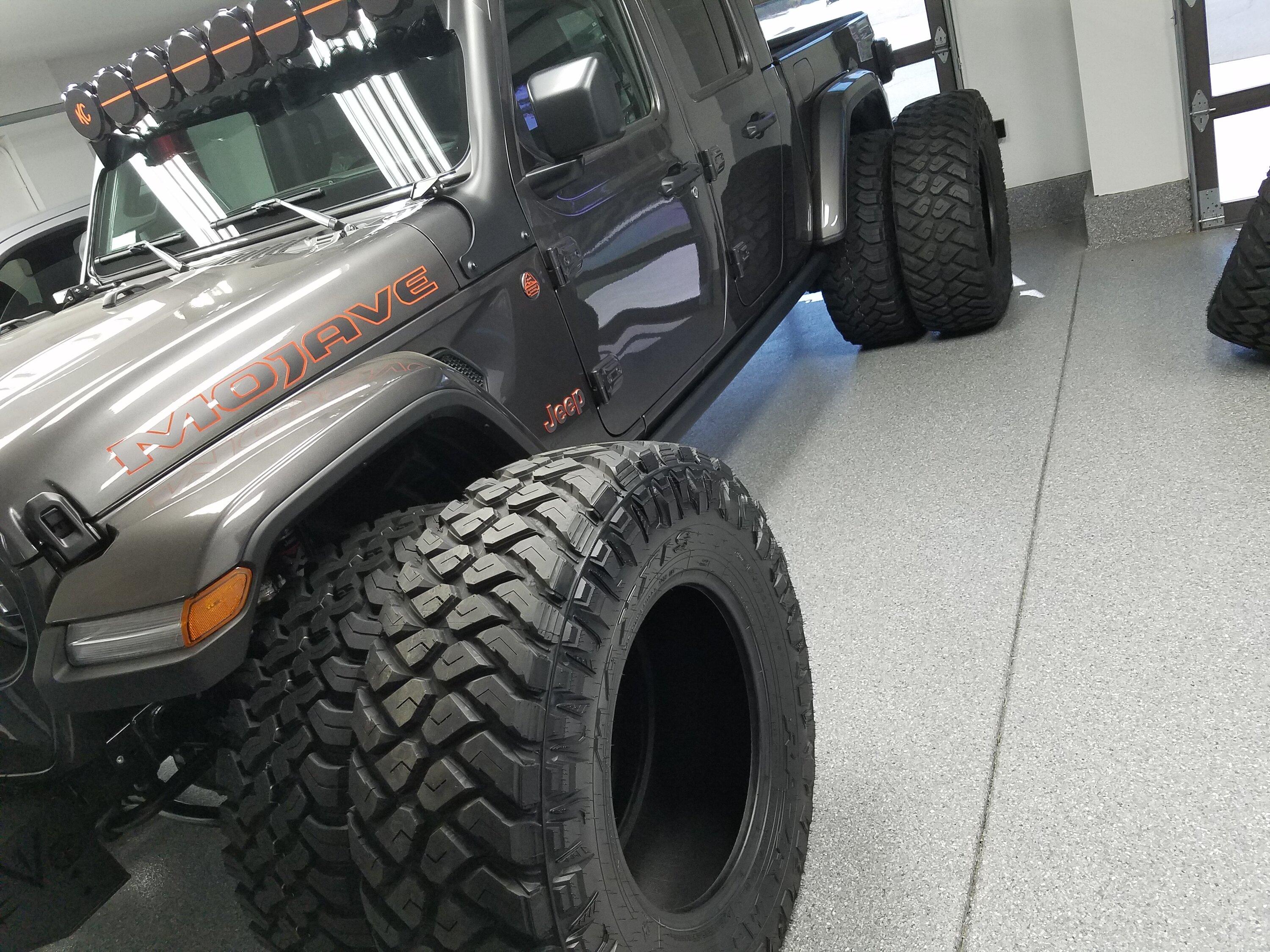 Jeep Gladiator PRICE DROP $750   NOW $700. 4 BRAND NEW FALKEN 37X13.50X20 16577517727134315205983615558017