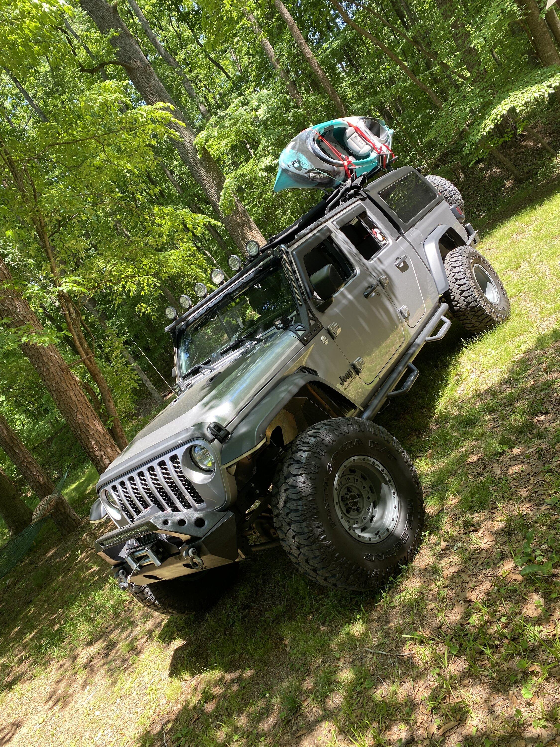 Jeep Gladiator How do you guys carry your kayaks? 3463576B-57F7-4637-9EA4-A6FDEF17C2E0