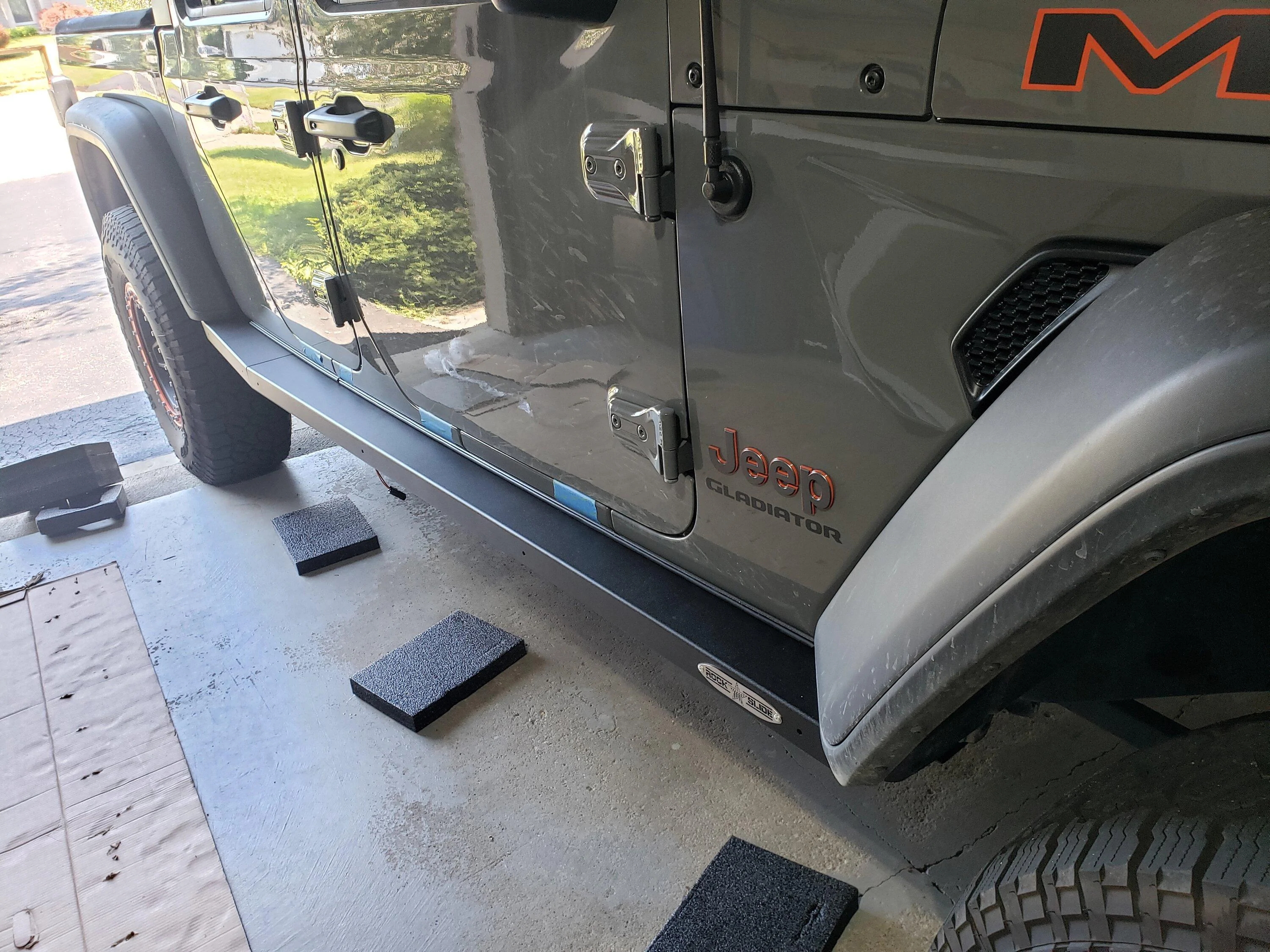 Jeep Gladiator AMP XL vs Rockslide Engineering 20220714_110915