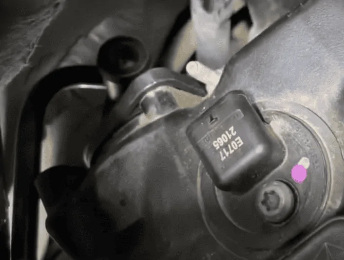 Jeep Gladiator Where is the pcv valve? 1657892370379