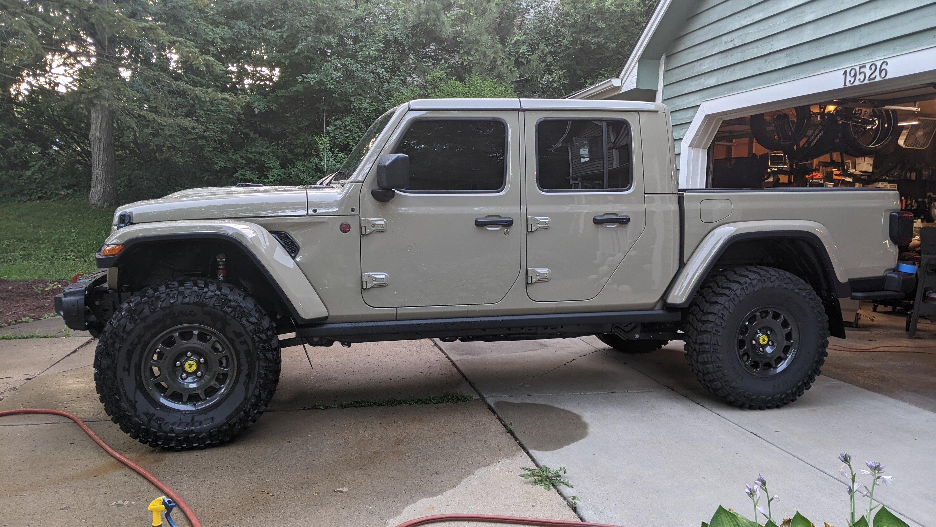 Jeep Gladiator Lets see all those Gladiators with lifts and bigger tires! PXL_20220714_011816186
