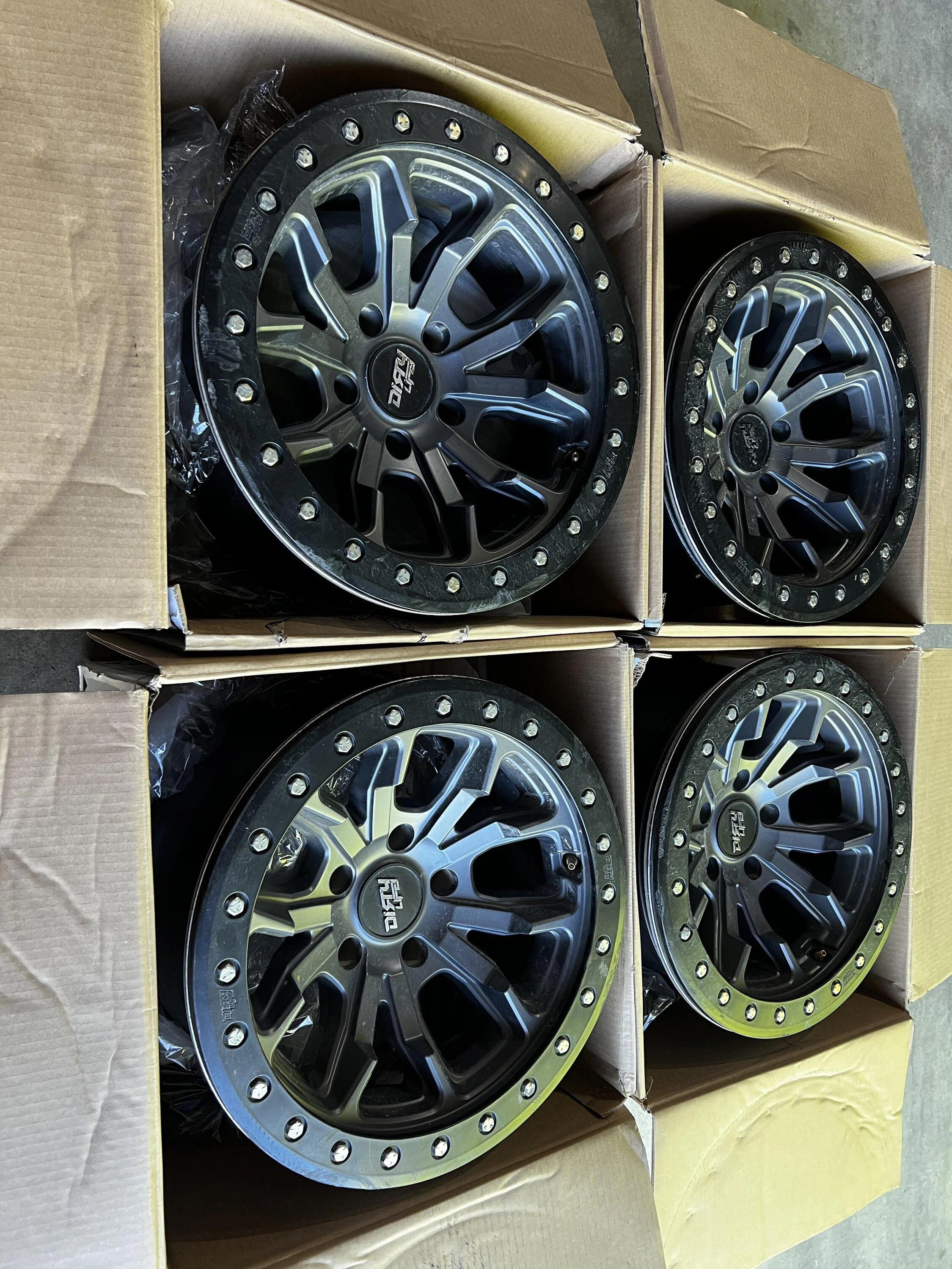 Jeep Gladiator Dirty life DT-1 wheels $1100 obo 9DA1850F-2D68-4F3E-96E1-D941EF44C3B9