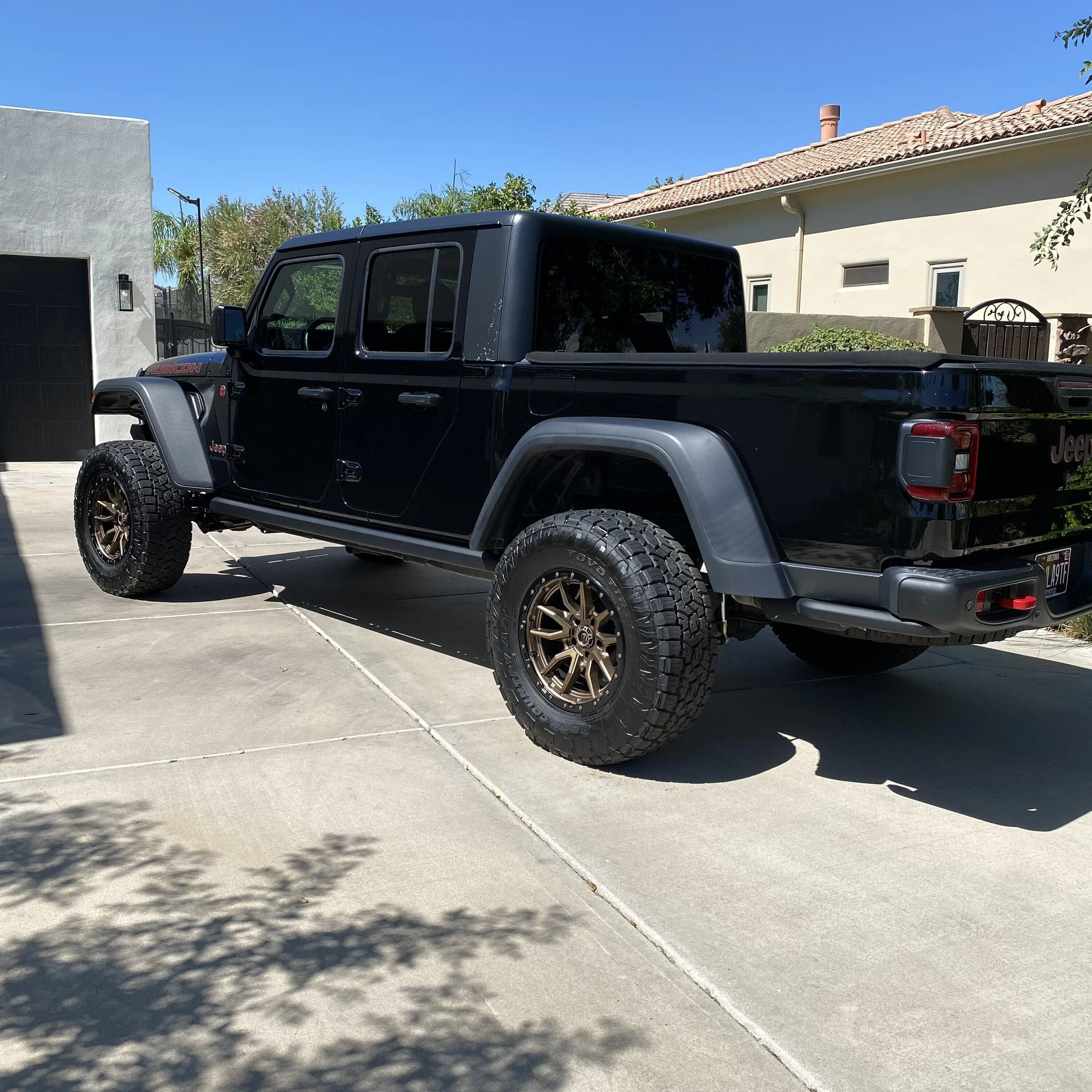 Jeep Gladiator 2020 Jeep Gladiator Rubicon <10,000 miles - 3.5" JKS lift, 18" fuel rebel 5 wheels, 35" Toyo AT3 IMG_5309