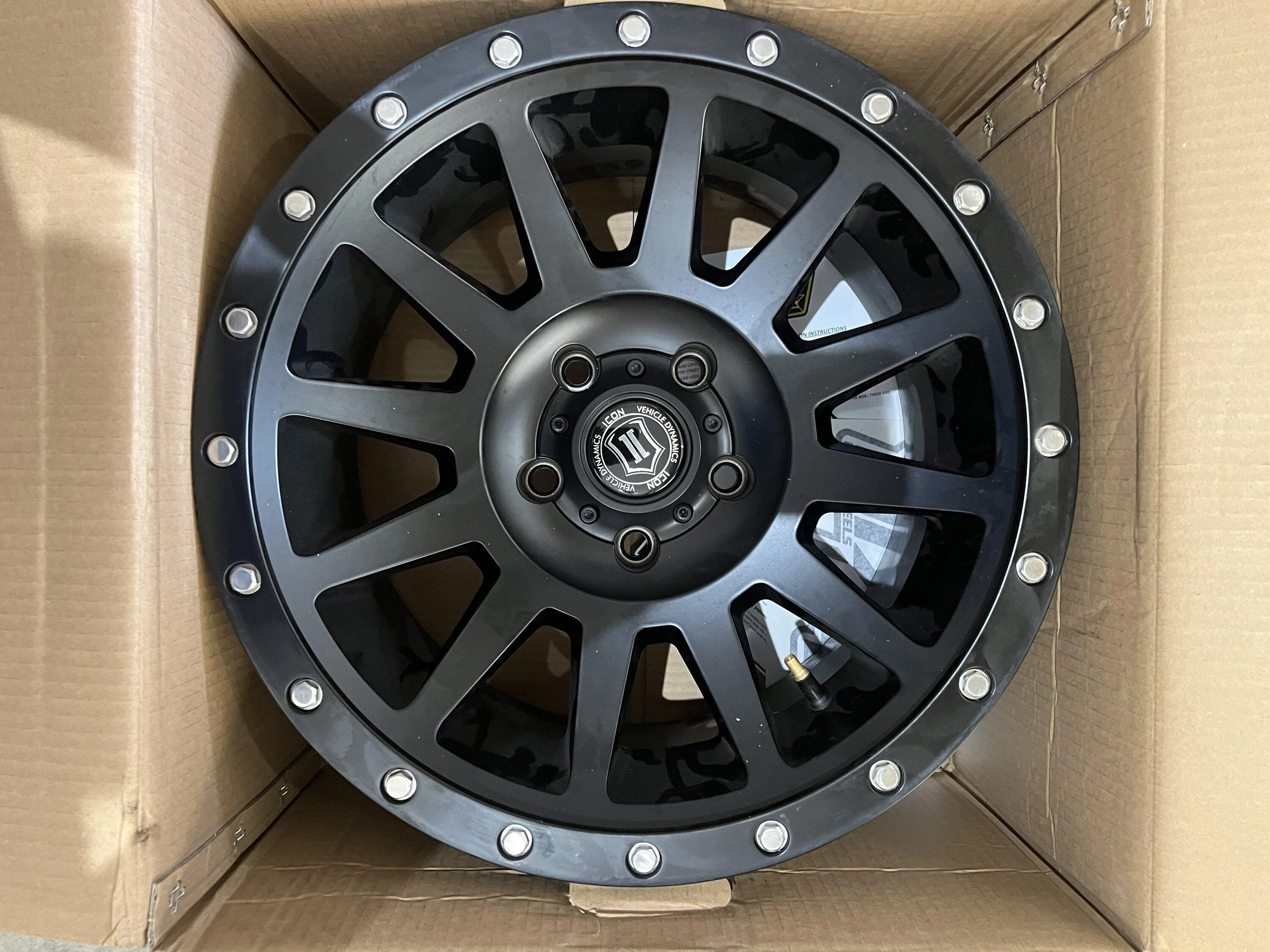 Jeep Gladiator 17x8.5 Icon Compression Wheels - Matte Black (5) - $800 9E7D6780-971D-4F6B-8157-B2A63D20443C