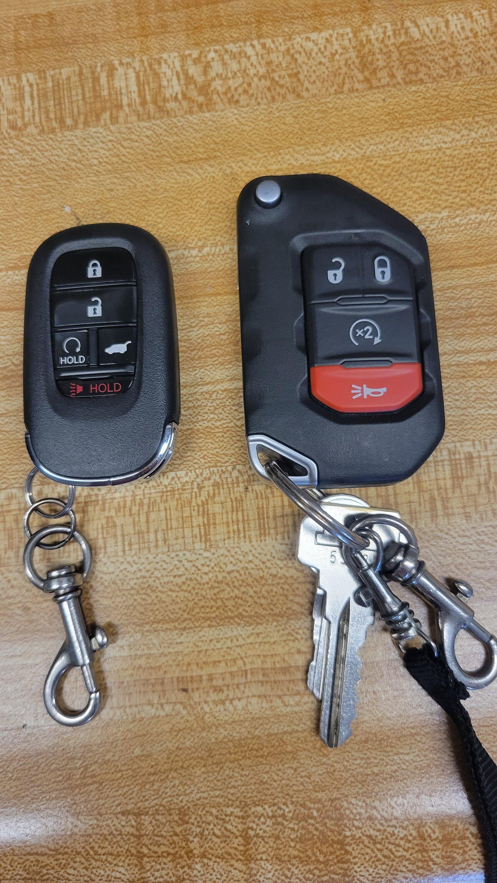 Jeep Gladiator Dual Key Fob 20220716_091739