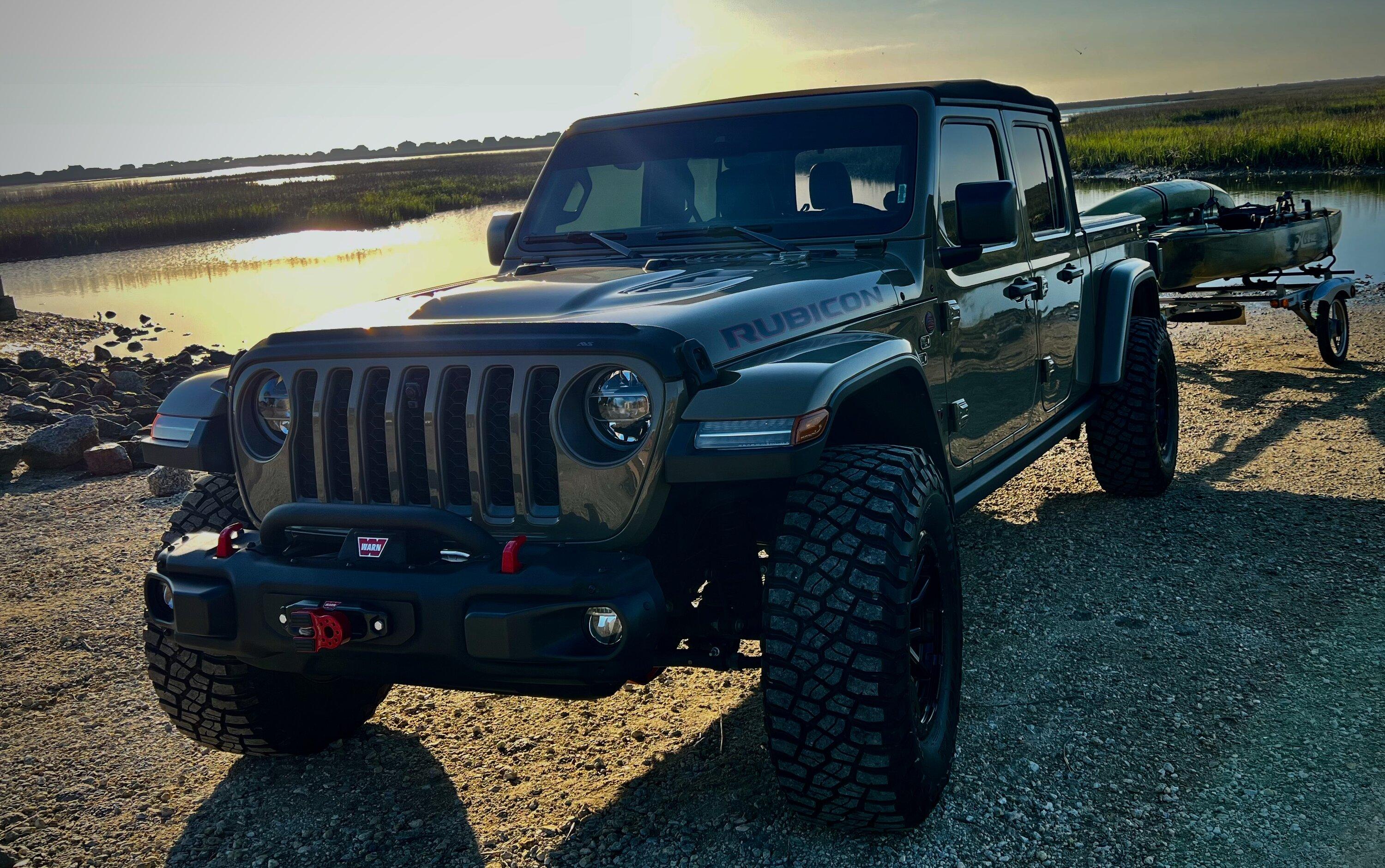 Jeep Gladiator How do you guys carry your kayaks? IMG_1089