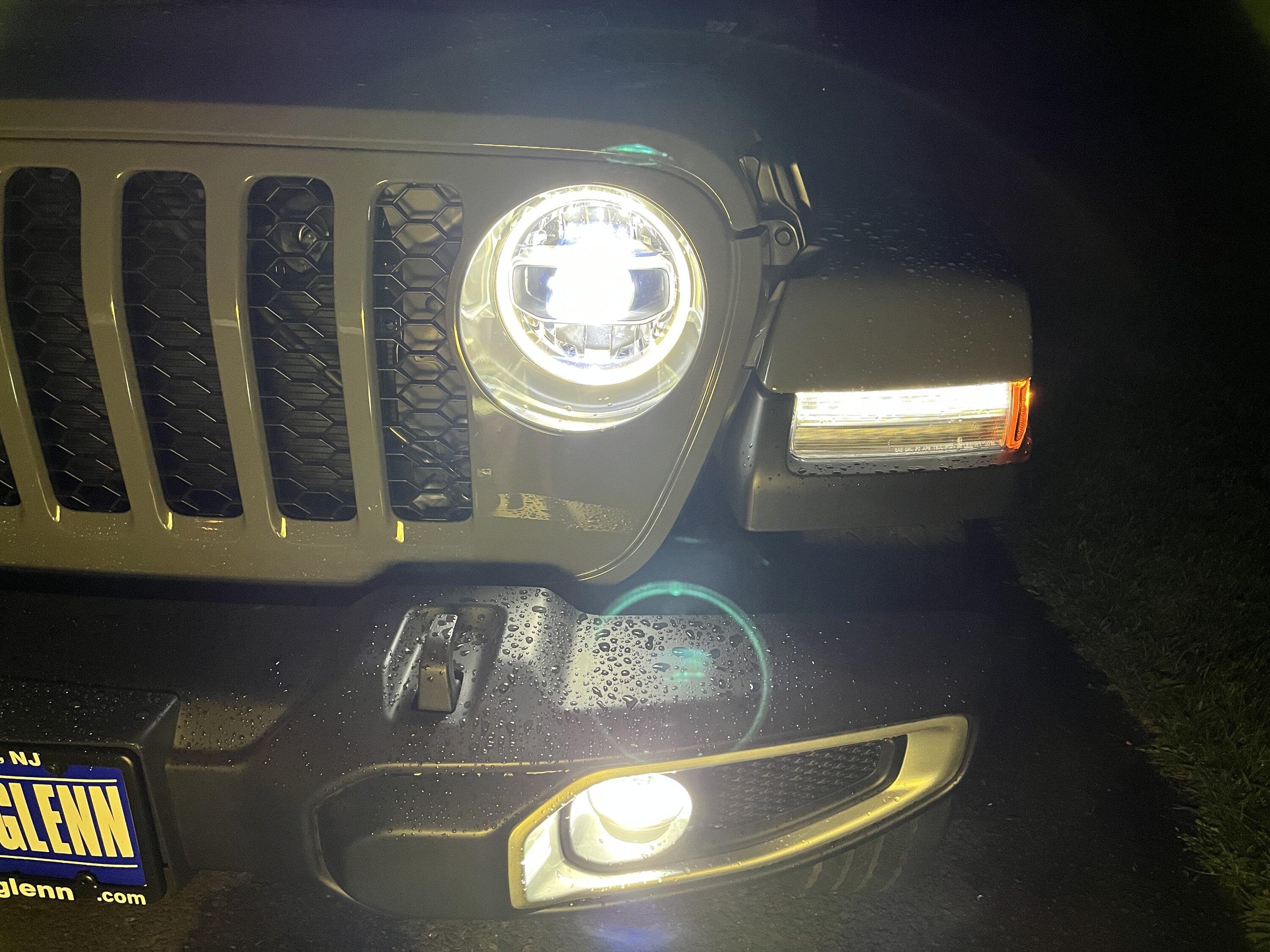 Jeep Gladiator Guide: Gladiator Order, Build, Tracking and Delivery Process EA88FBF5-C425-4E2B-B781-194EFA6627F4