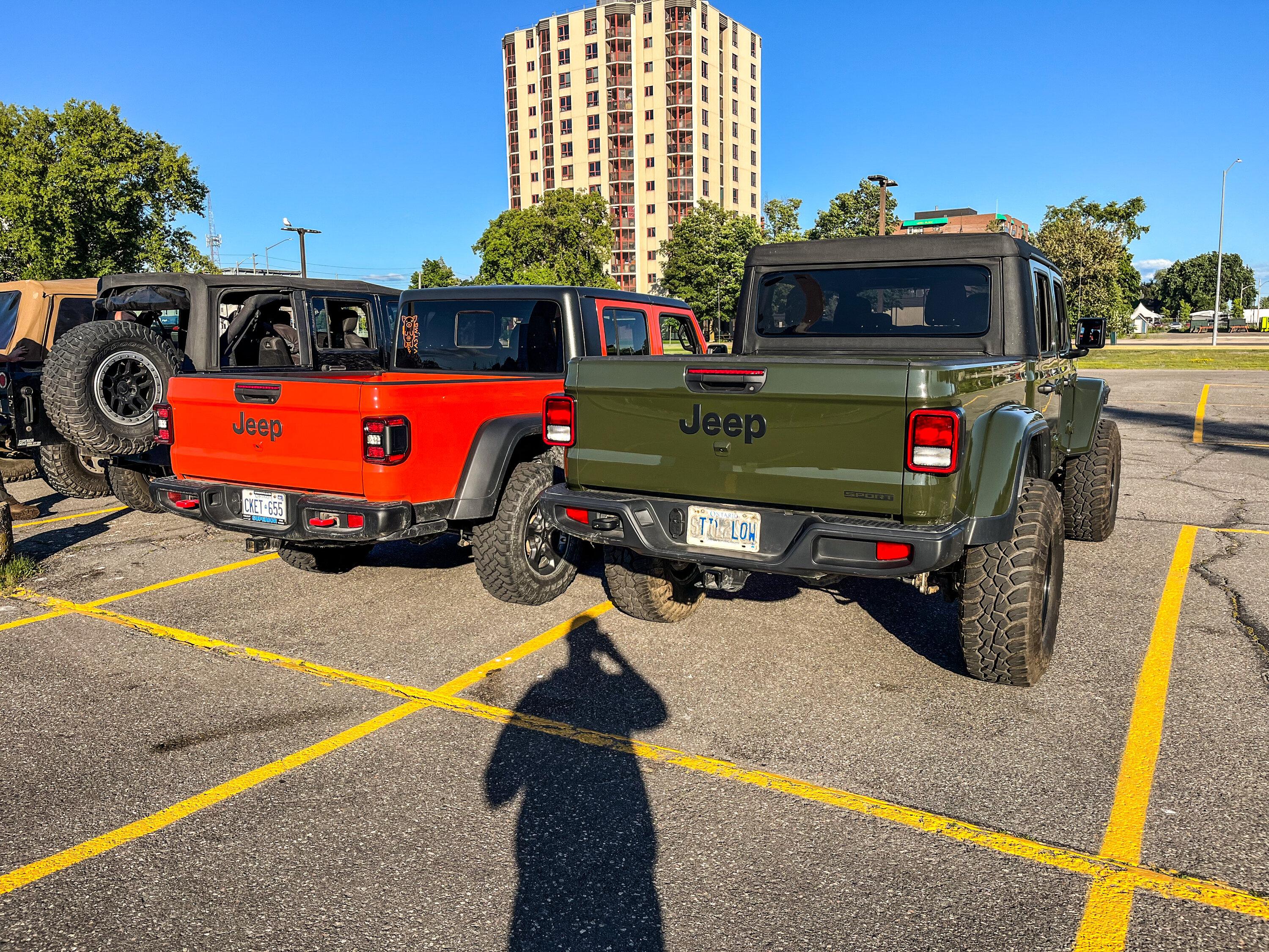 Jeep Gladiator SARGE GREEN Gladiator club D2118FA7-D81B-4D66-85B3-2E6A20E767D5