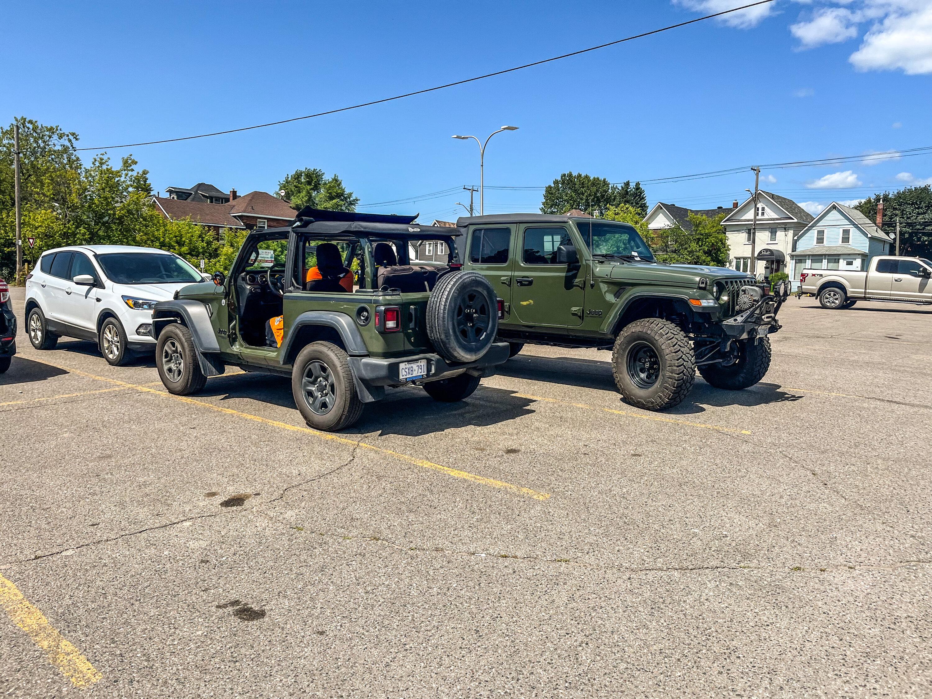 Jeep Gladiator SARGE GREEN Gladiator club 8FFC28F8-2B34-47D2-A478-B870FB14B3B4