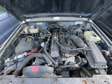 Jeep Gladiator 1988 XJ Manual Trans messages_0 (4)