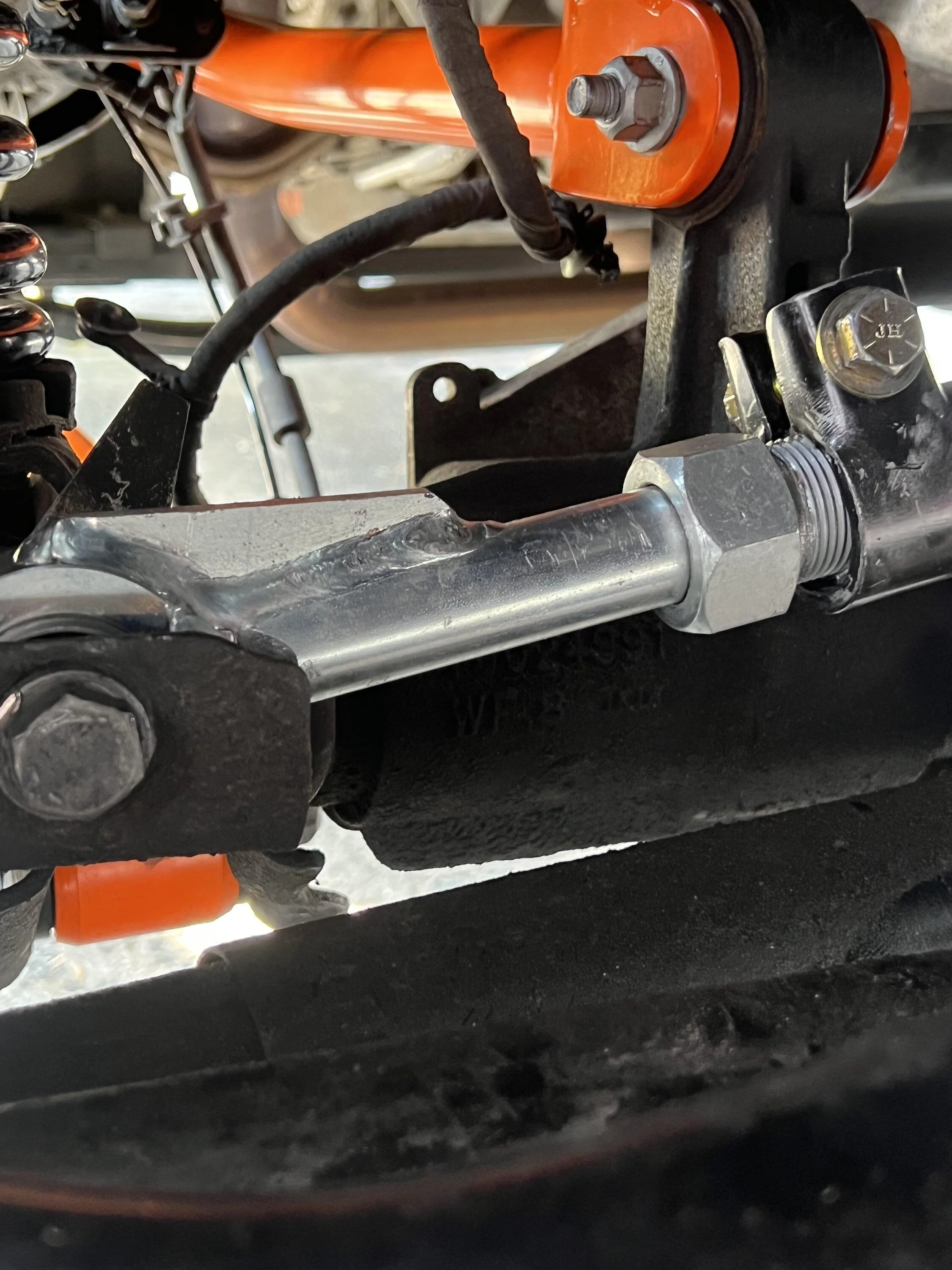 Jeep Gladiator Anyone seen this front track bar before? B5EA7552-7B97-4262-8521-D7E5F171980E