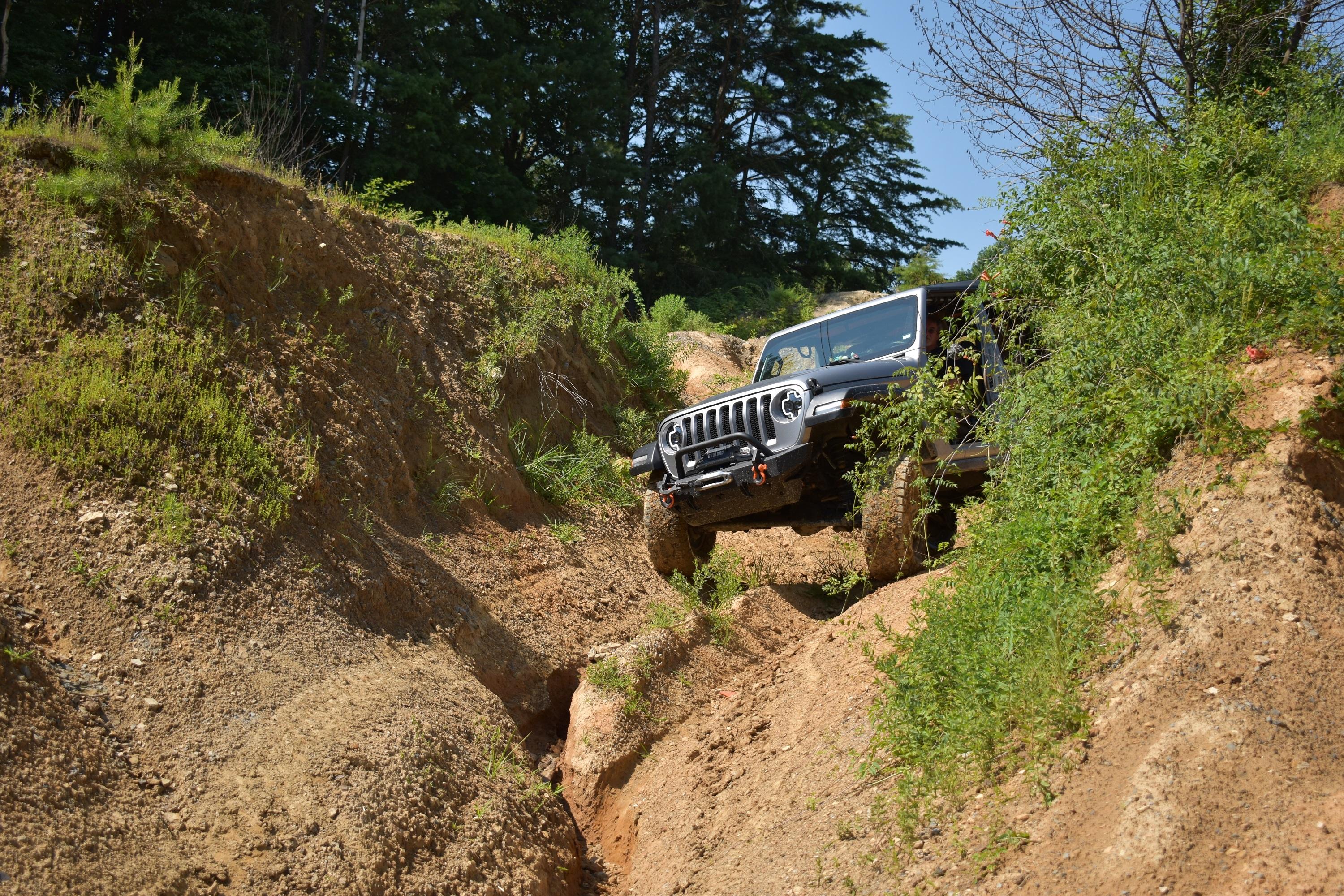 Jeep Gladiator Redbird Trip Report 0923C729-B5F5-4494-A849-9E12C38C4600