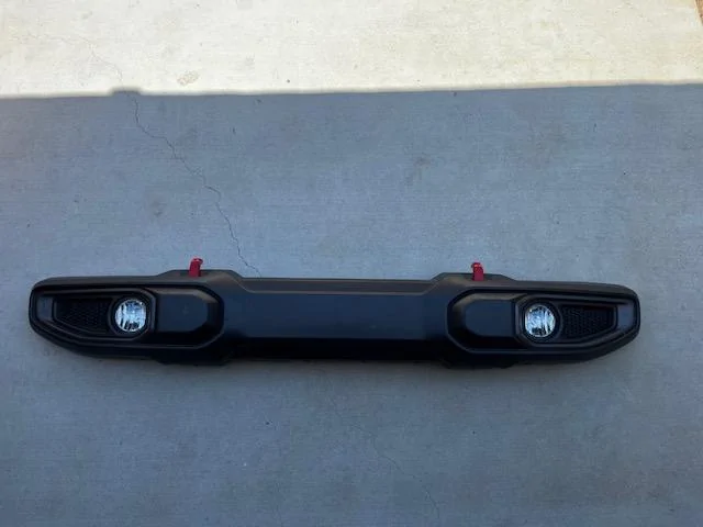 Jeep Gladiator Rubicon OEM bumper for sale IMG_0782