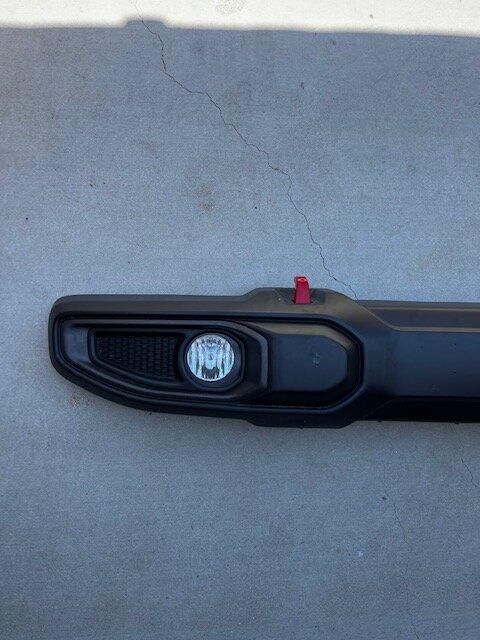 Jeep Gladiator Rubicon OEM bumper for sale IMG_0783