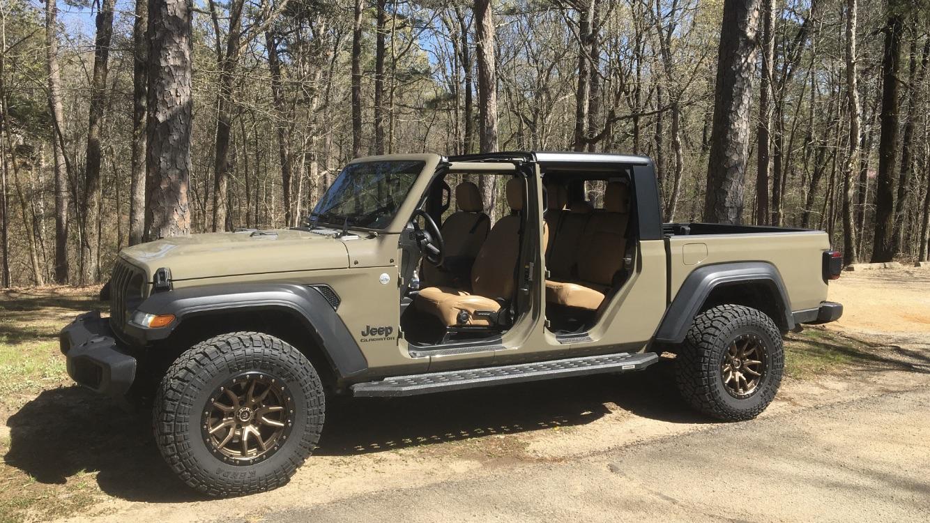 Jeep Gladiator GATOR Gladiator JT Club 923BF95C-F7F8-4E60-953F-129D8F456095