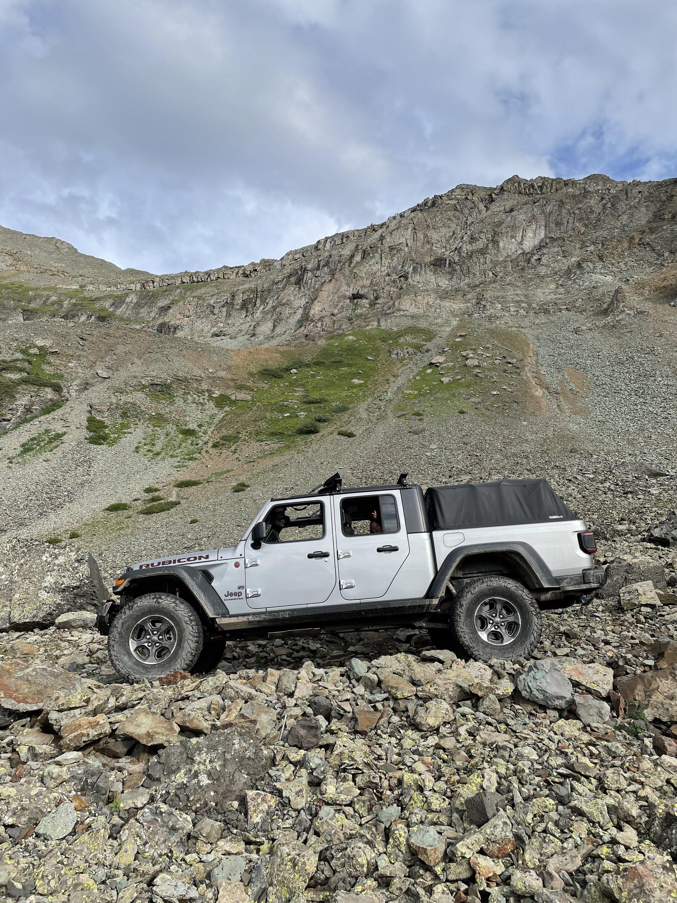 Jeep Gladiator Gladiator Glamour Shots 3221D053-0DEA-44B5-918C-06CF3DD43647