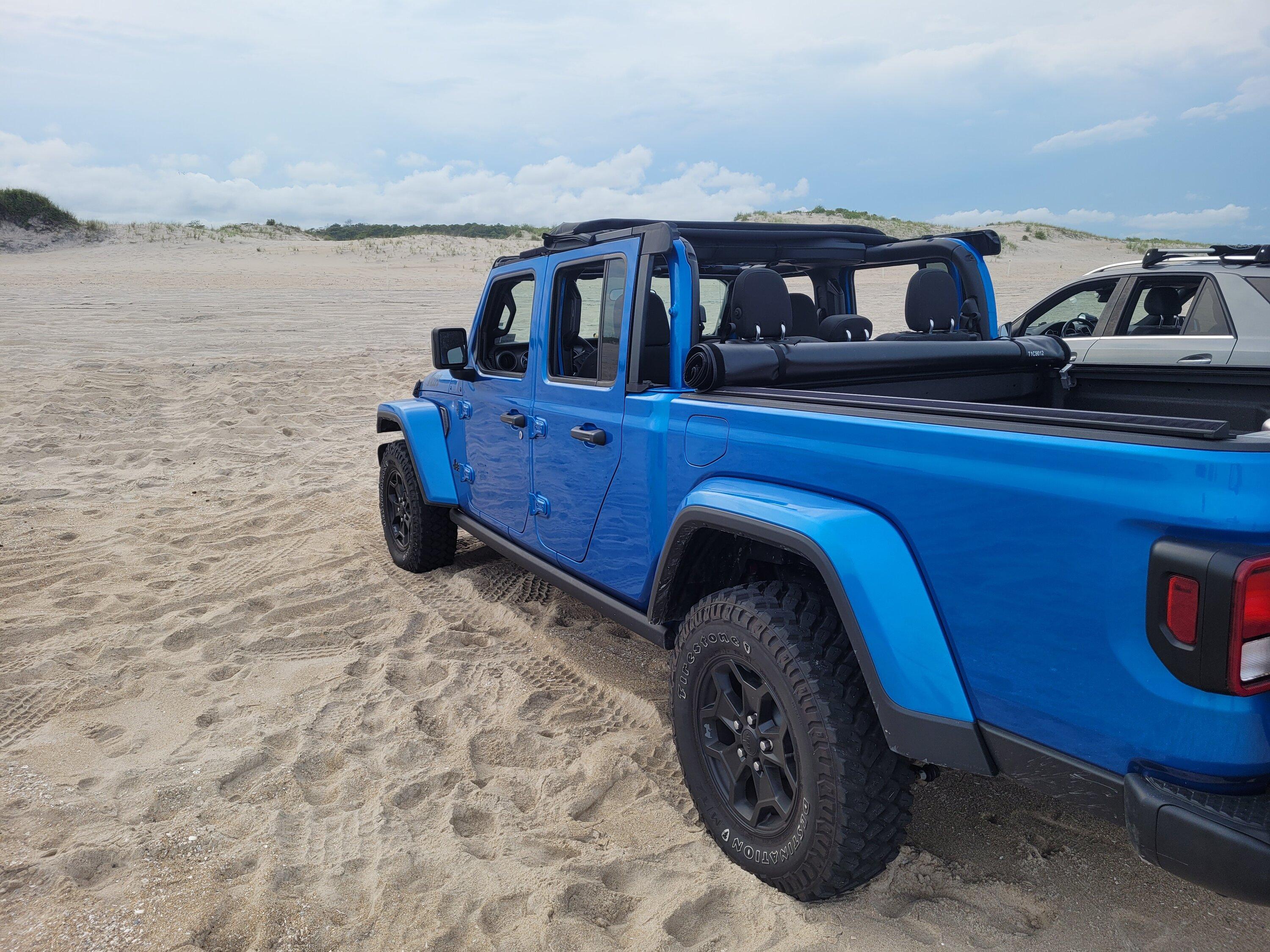 Jeep Gladiator HYDRO BLUE PEARL Gladiator JT Club 20220716_181343