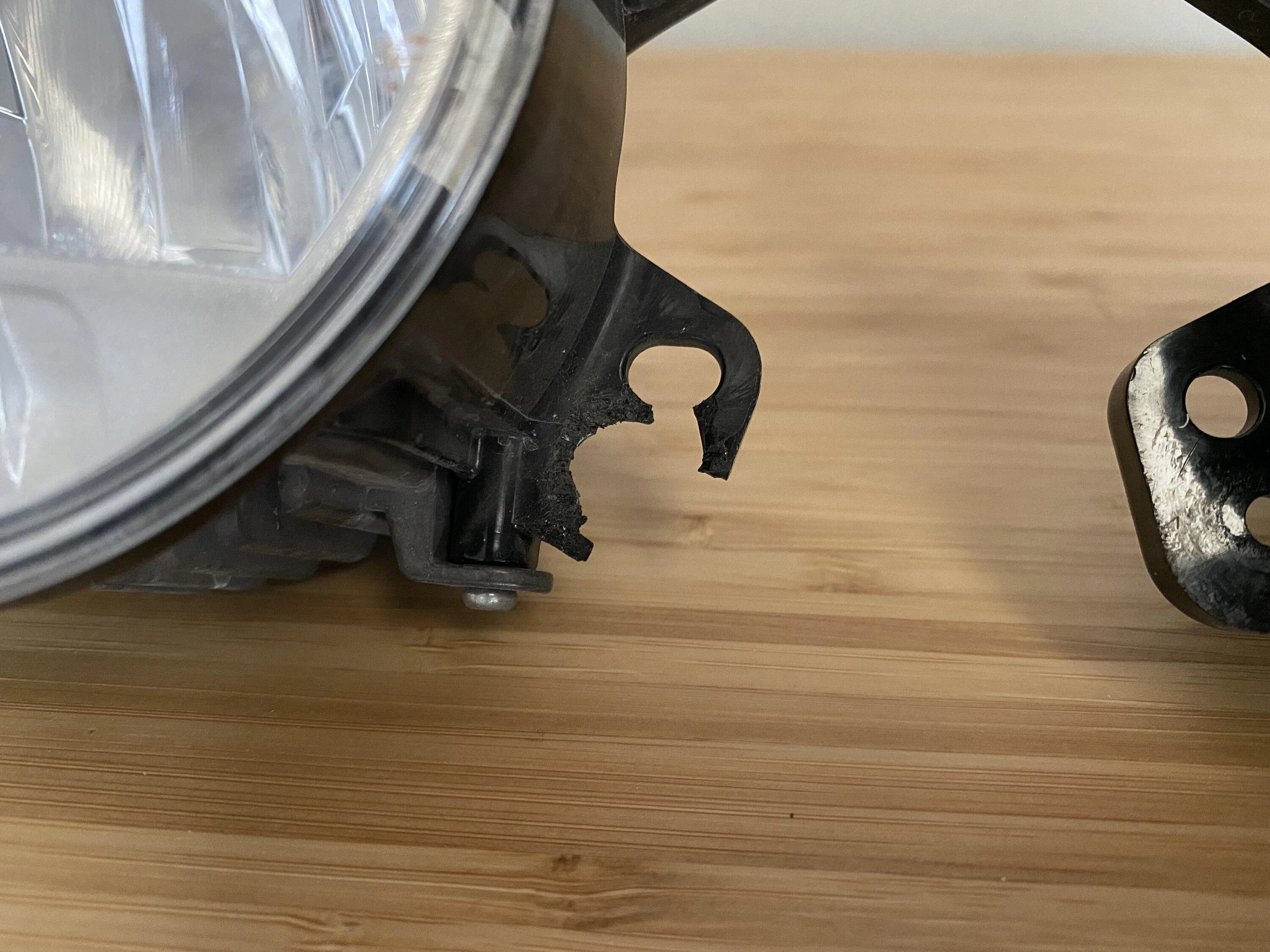 Jeep Gladiator OEM LED foglights IMG_4481