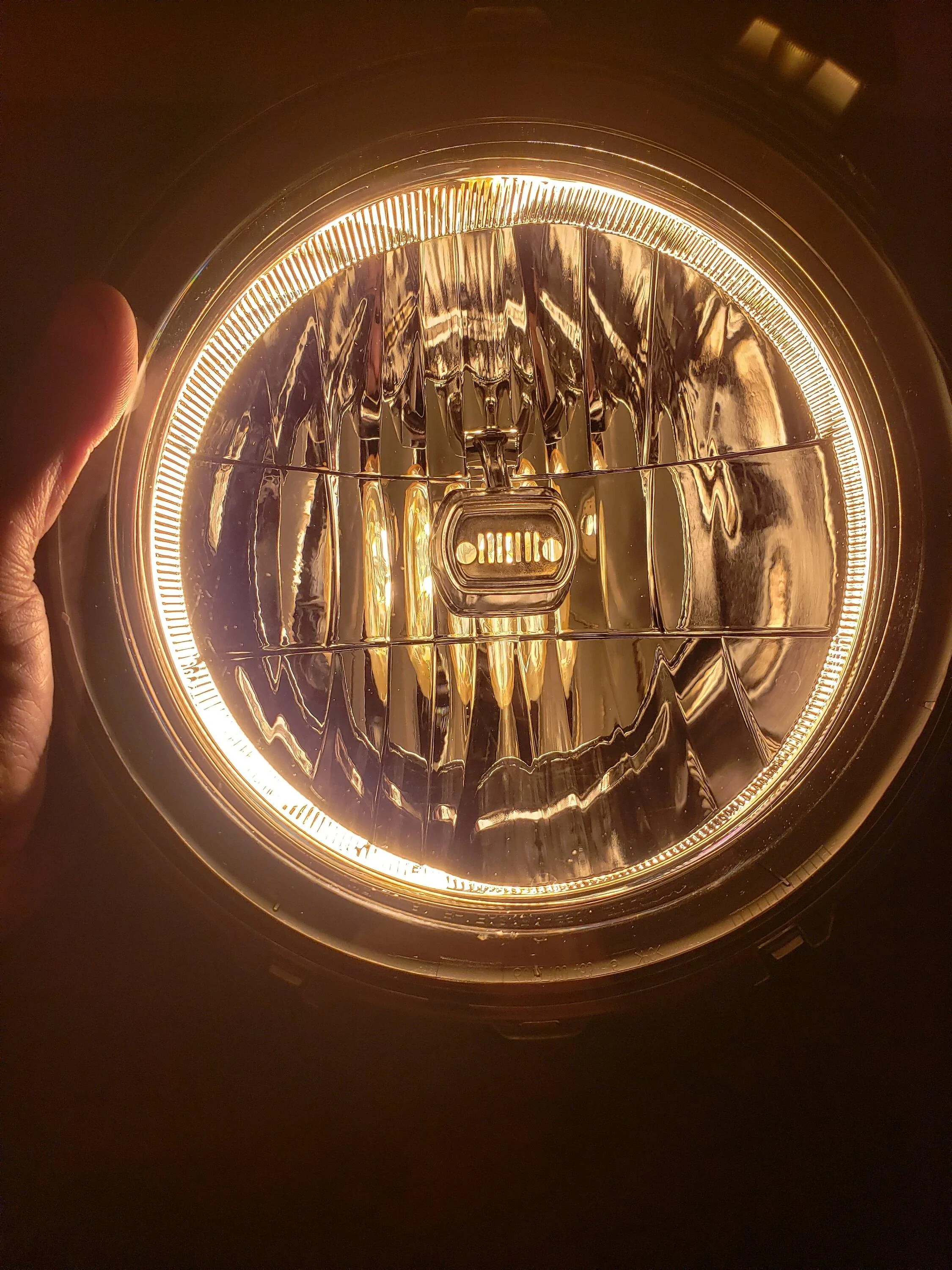 Jeep Gladiator Halogen headlight into wall art 20220410_171207