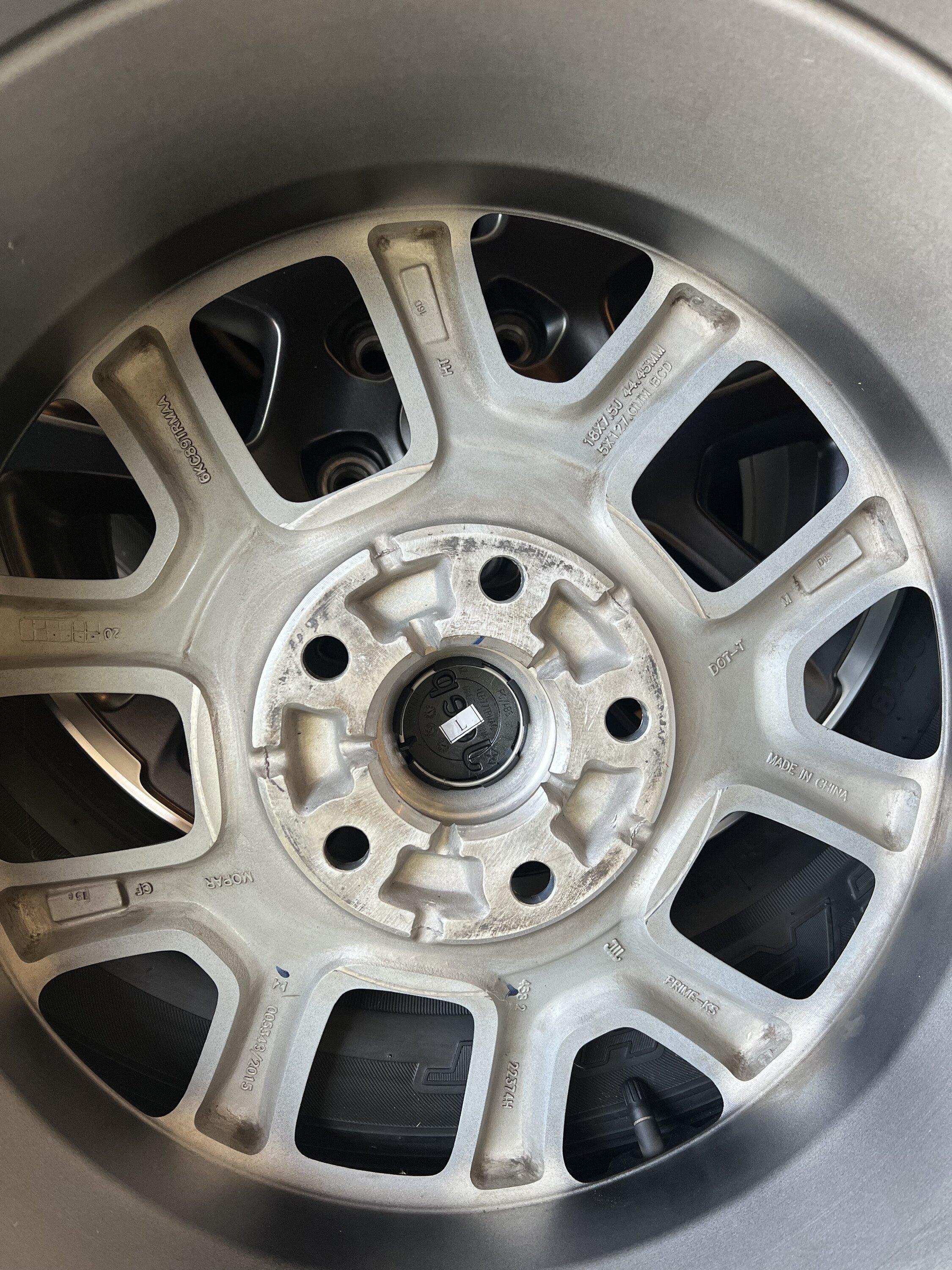 Jeep Gladiator Set of four 255/70R18 Bridgestone Dueler HT’s on 2021 Gladiator rims $300 F61D4F75-5383-4C85-8349-9A15C680DA98