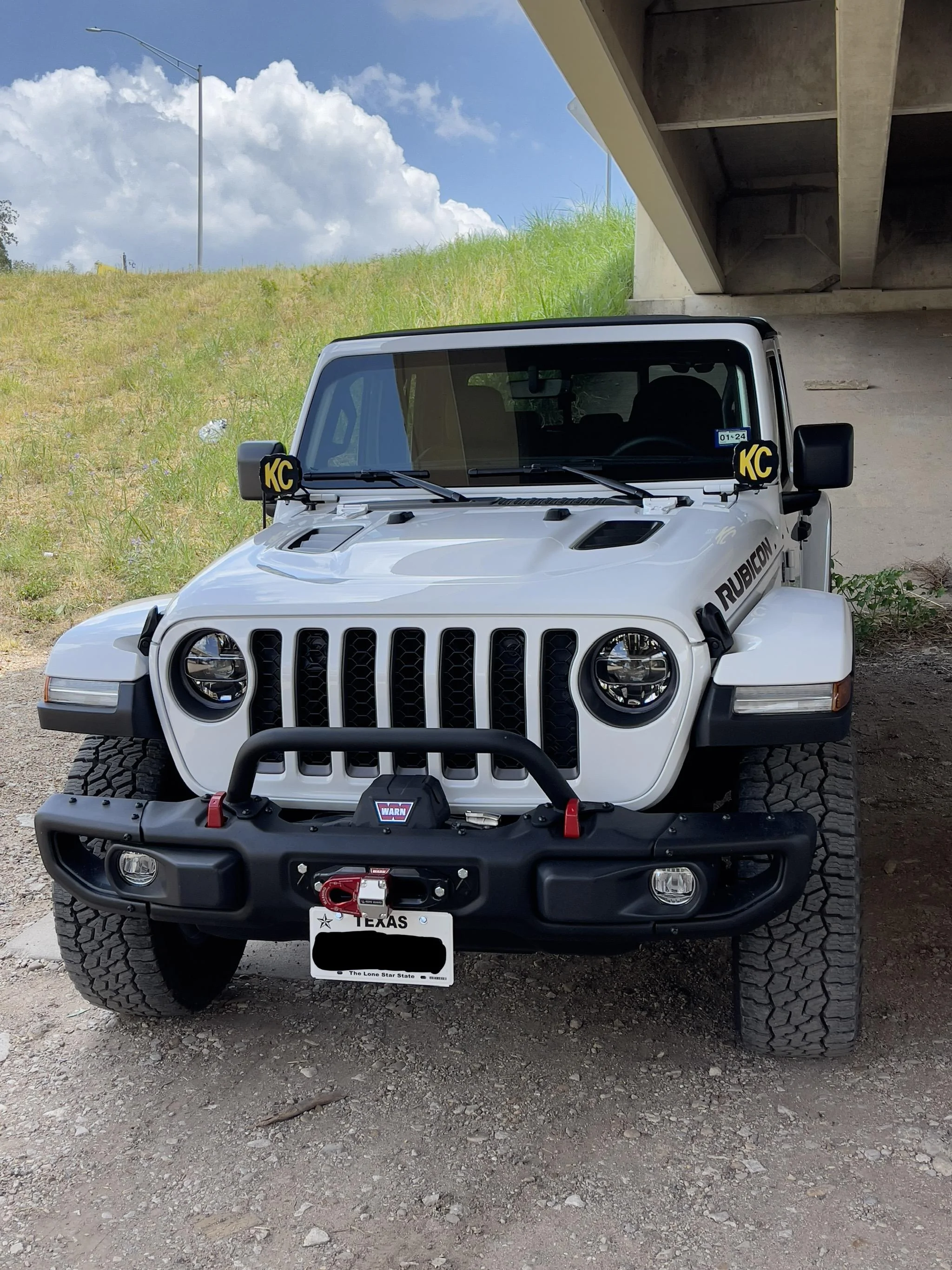 Jeep Gladiator BRIGHT WHITE Gladiator JT Club 69C937BD-68D2-4A35-8D28-04BC9AC0E652