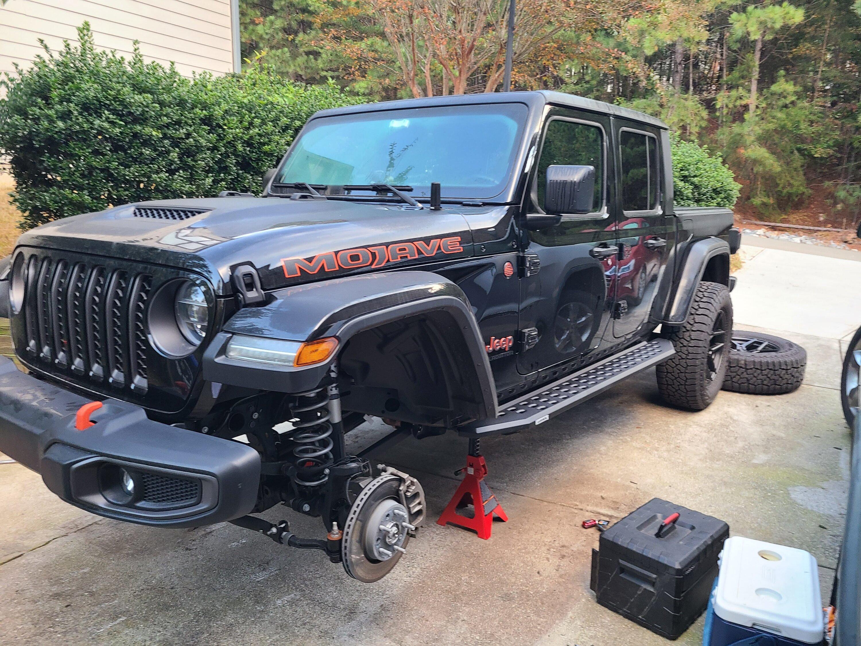 Jeep Gladiator Desert Bomber, Rock crawler, Highway jaunter 20211027_080822