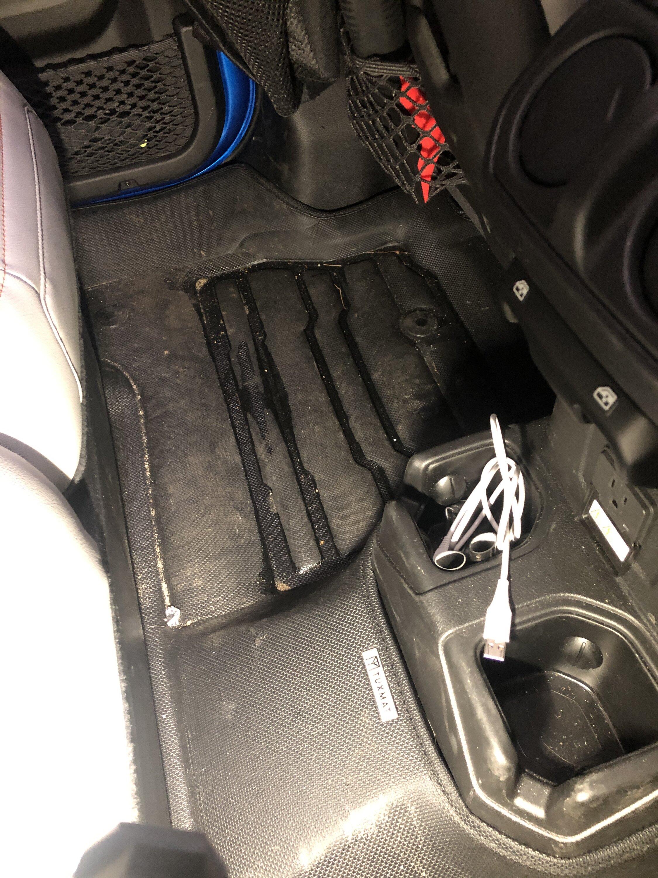 Jeep Gladiator What to plan for... keeping back hard top off extended period. 1658329698137