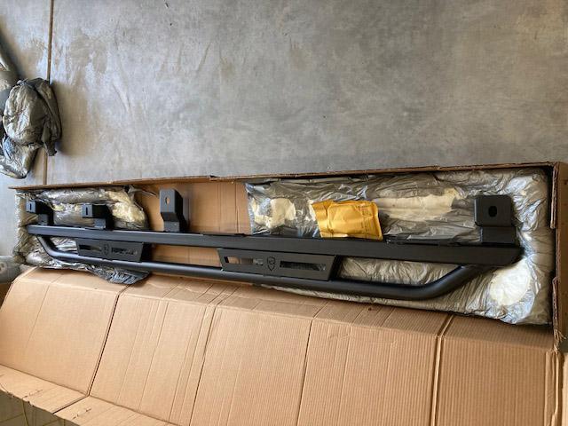 Jeep Gladiator JCR Offroad Classic Rock sliders (new in box) Price reduced JCRsliders