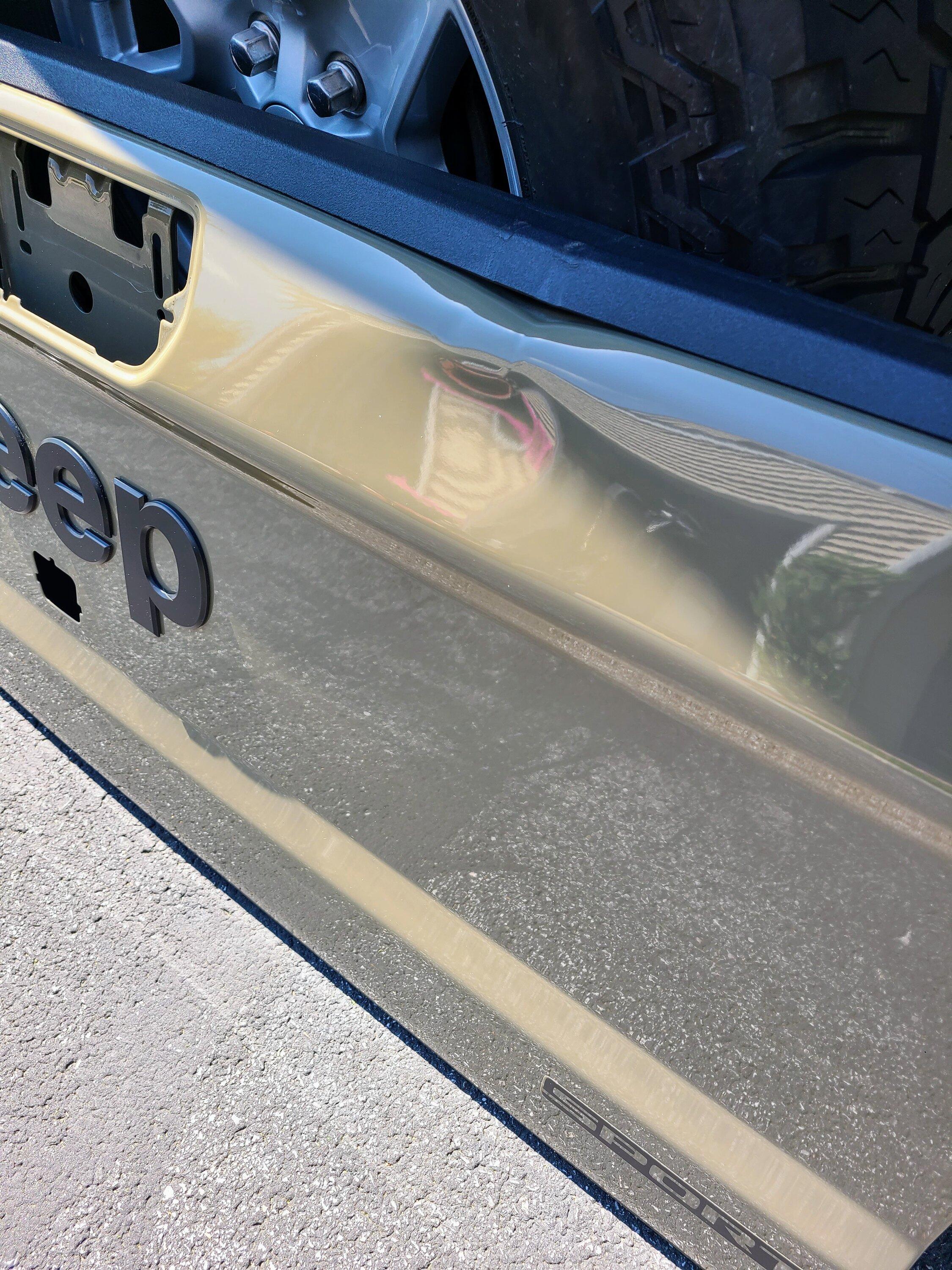 Jeep Gladiator 2020 JT Sport tailgate, in Gator 20220625_104456