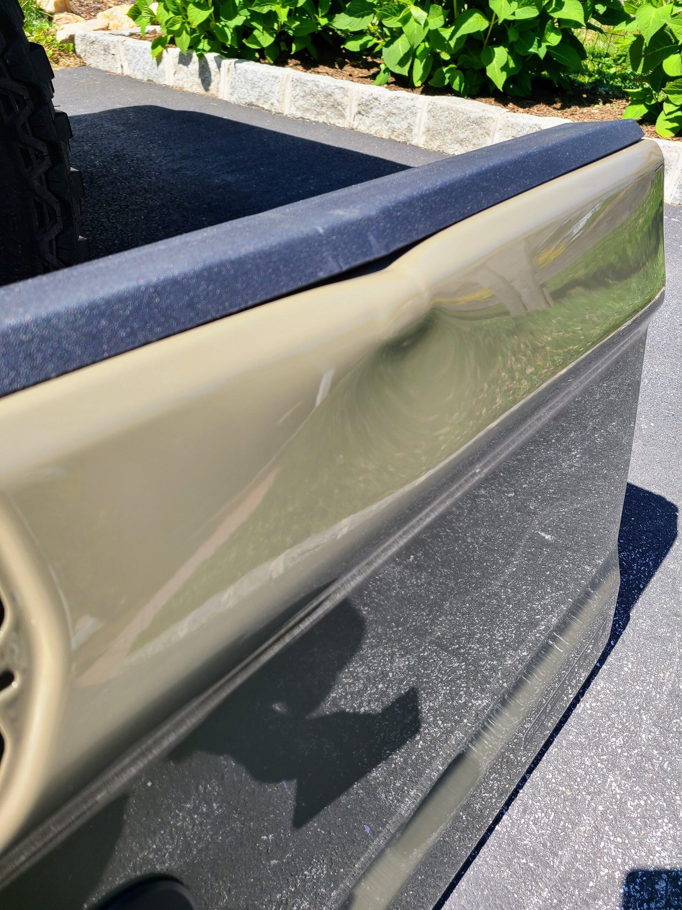 Jeep Gladiator 2020 JT Sport tailgate, in Gator 20220625_104550