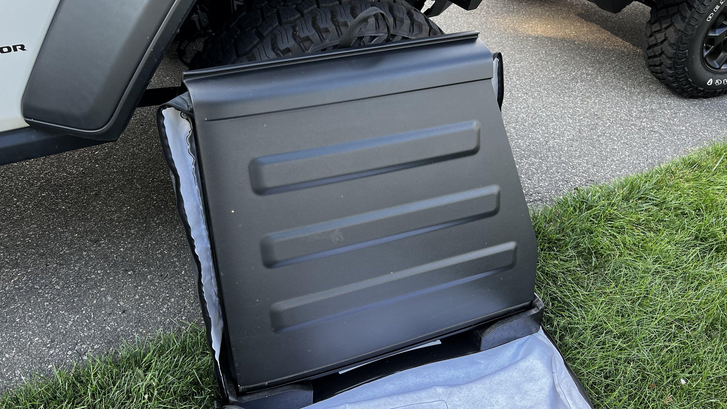 Jeep Gladiator WTT/FS: 2020 Black textured hardtop 5DD4C486-1E19-4A43-BDE1-BD612C385AD1