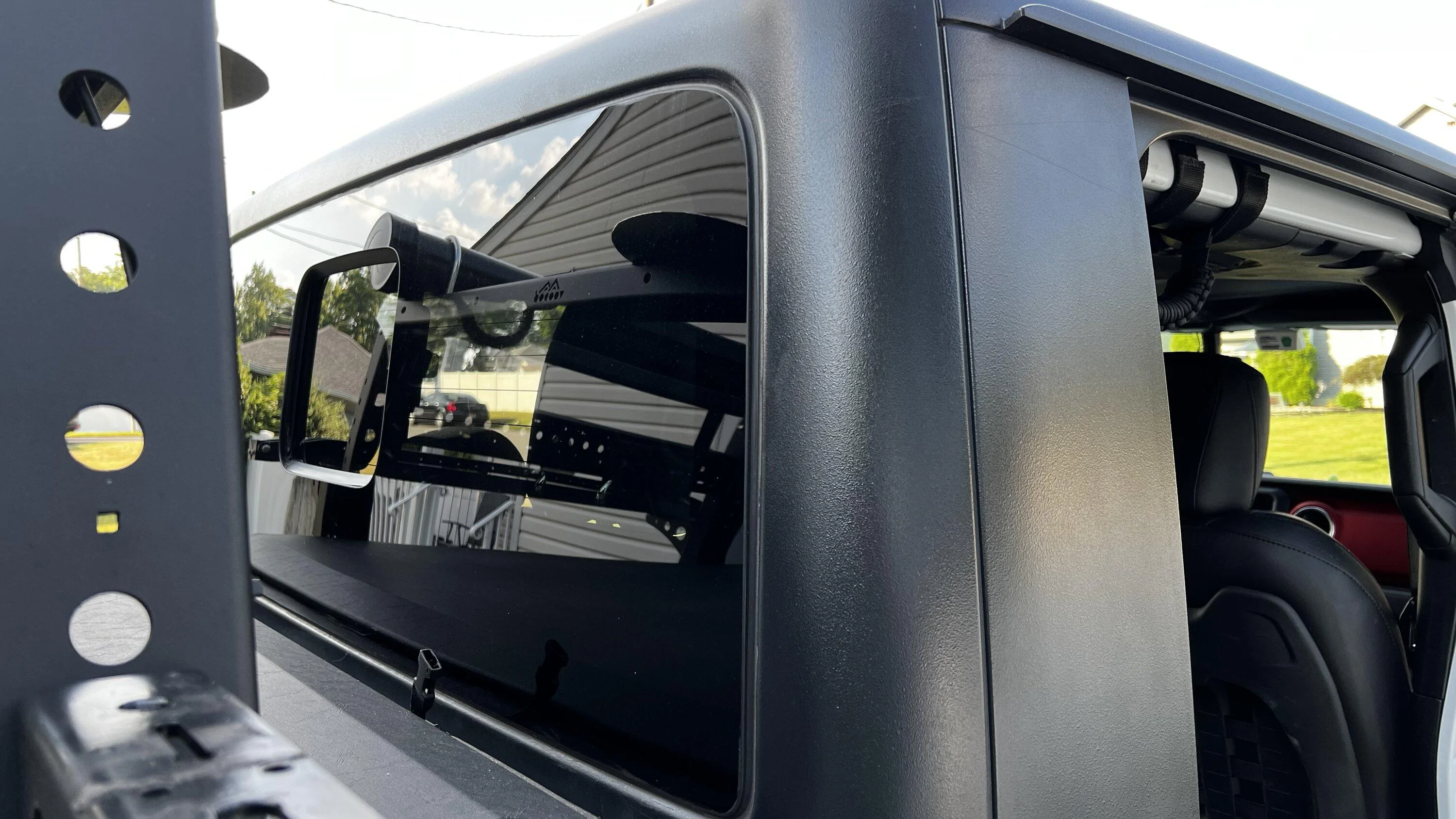 Jeep Gladiator WTT/FS: 2020 Black textured hardtop 632E82A8-4531-4D75-A15C-A0B0751DD310