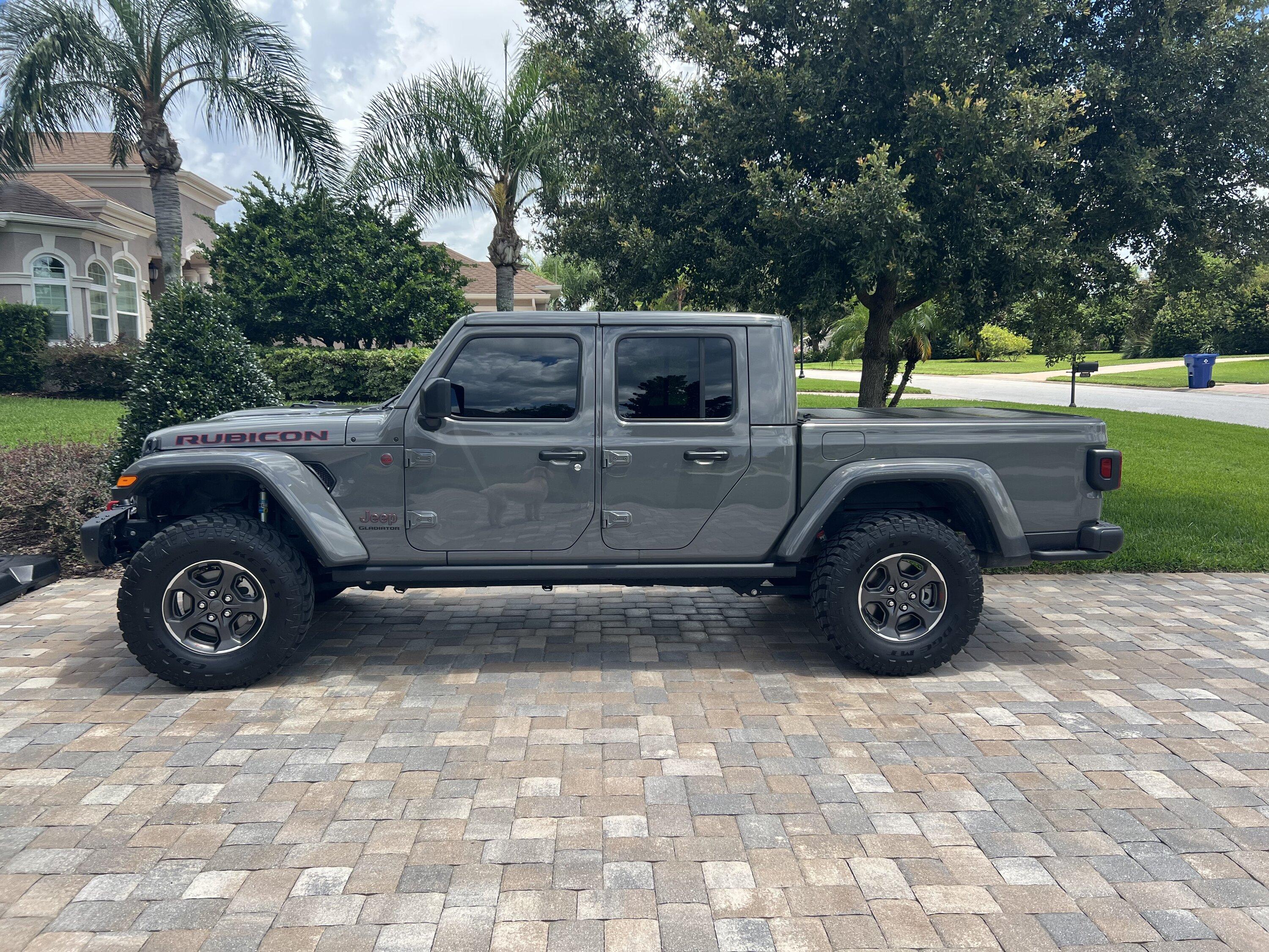 Jeep Gladiator Clayton 1.5 level kit installed JTR 99BCE0C6-8BF1-4AC8-AF8C-D279F00FE95D