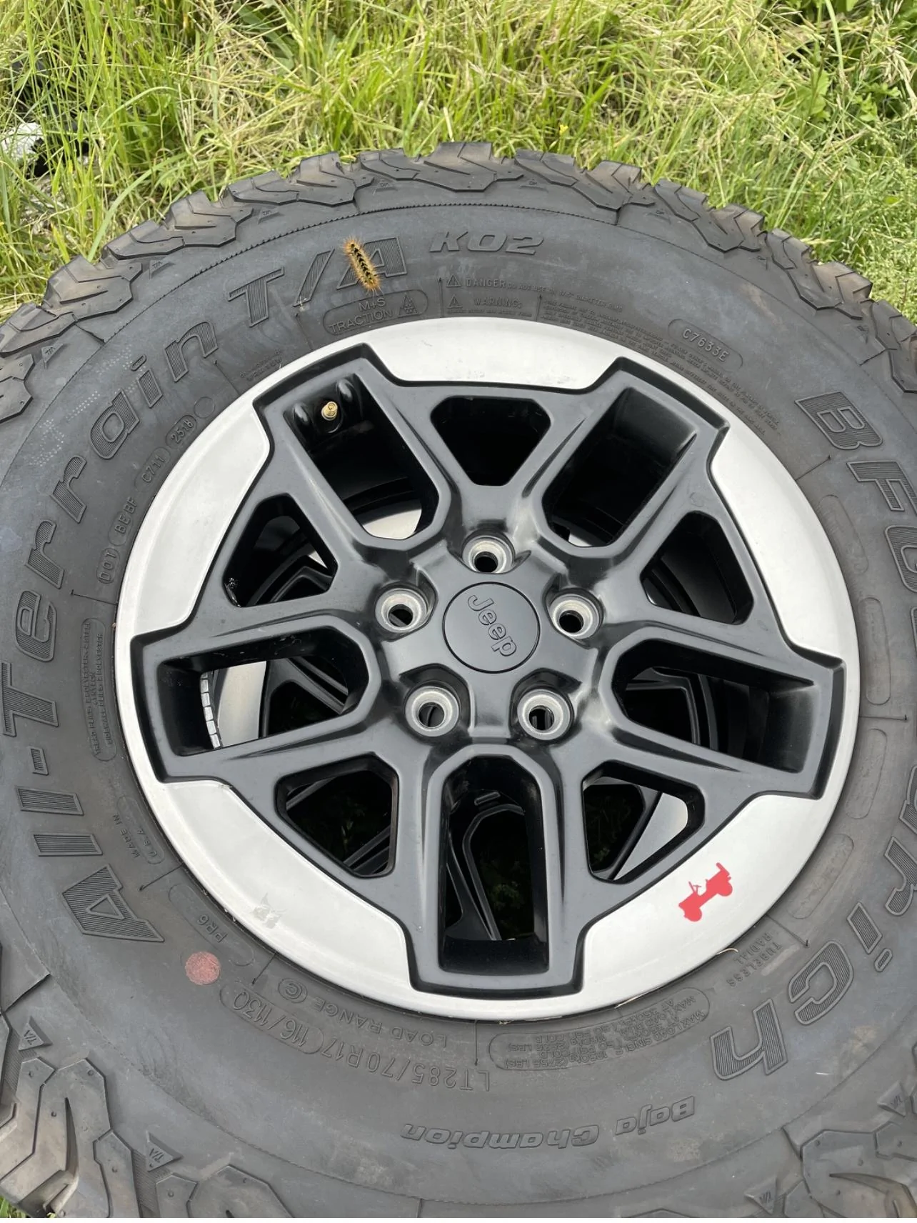 Jeep Gladiator JL Rubicon wheels 845F304E-B70F-483B-A547-45C153D2696B