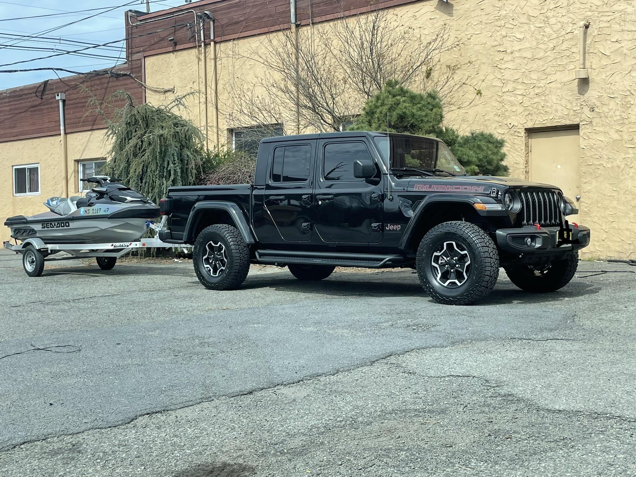 Jeep Gladiator Let's see the boats you’re towing with your Gladiator 1658428227003