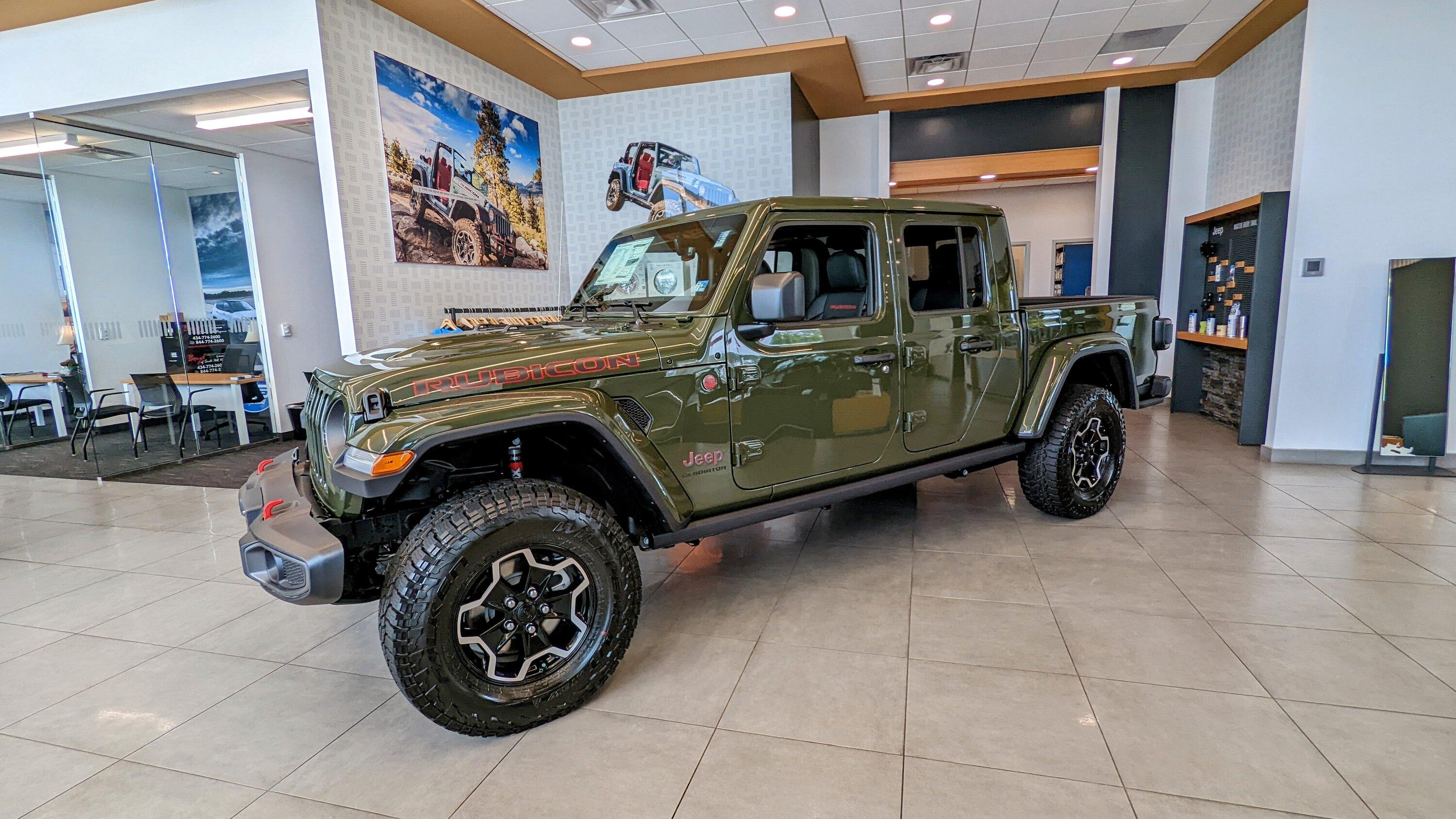 Jeep Gladiator Gladiator Glamour Shots PXL_20220721_160946282~2
