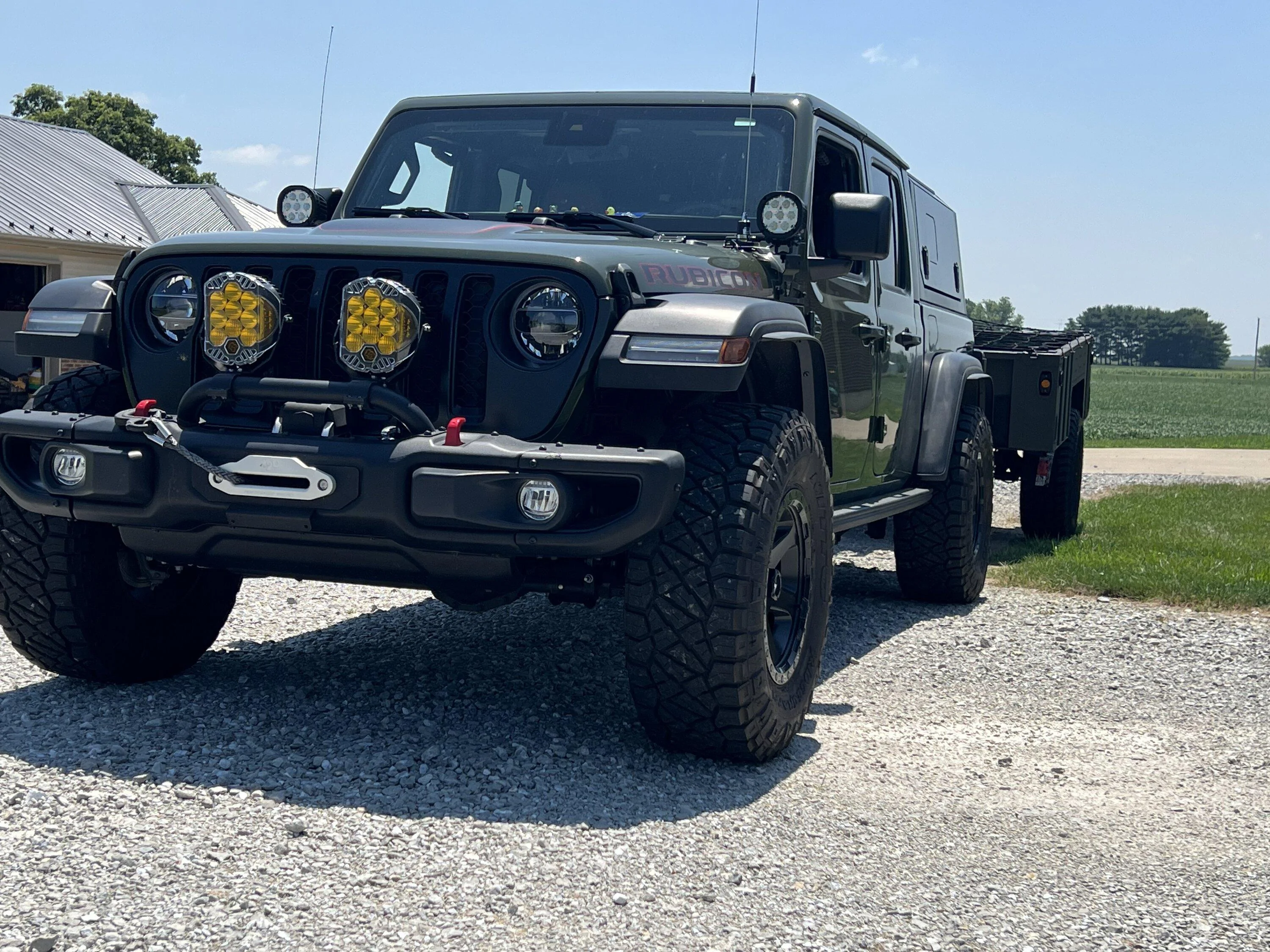 Jeep Gladiator Gladiator Glamour Shots 80241F6A-8CA5-4E3C-820B-47C816A133D5