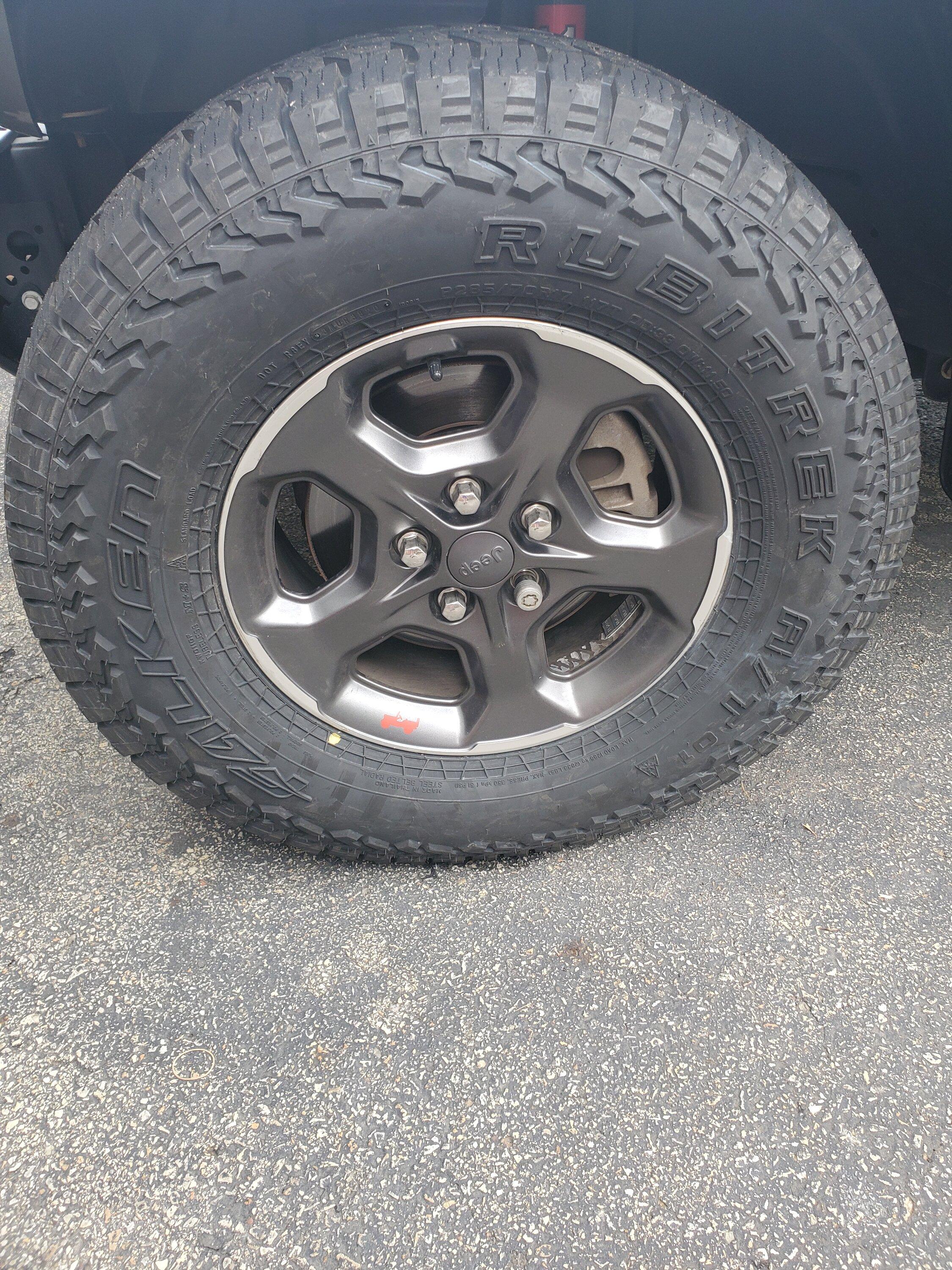 Jeep Gladiator Installed Falken Rubitrek AT 20220718_172359