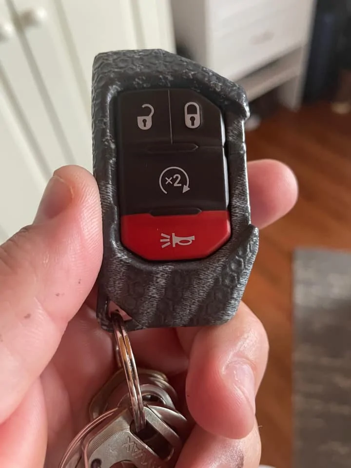 Jeep Gladiator ? ? Threedom Fob Scrapbook - Show us your "Threedom" Fob! Key Fob Flag