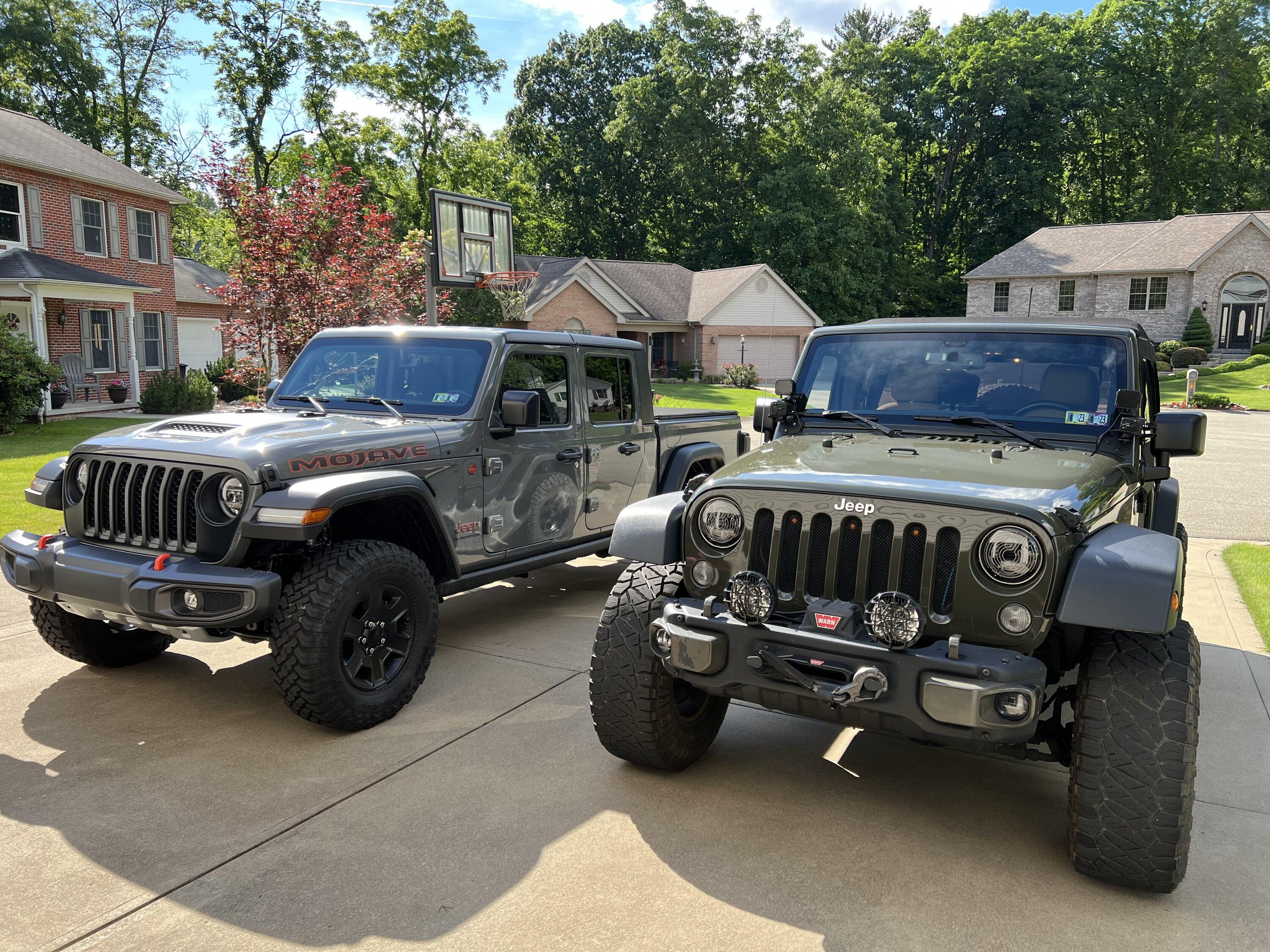 Jeep Gladiator Traded '21 Gladiator for '22 Wrangler 8DF20E0C-715C-4969-86C8-C61DFD92CE04