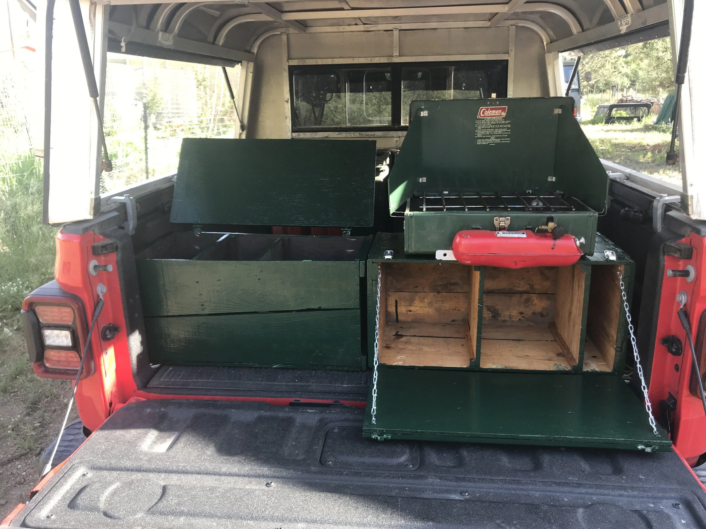 Jeep Gladiator Gladiator Bed cargo layout. IMG_5038