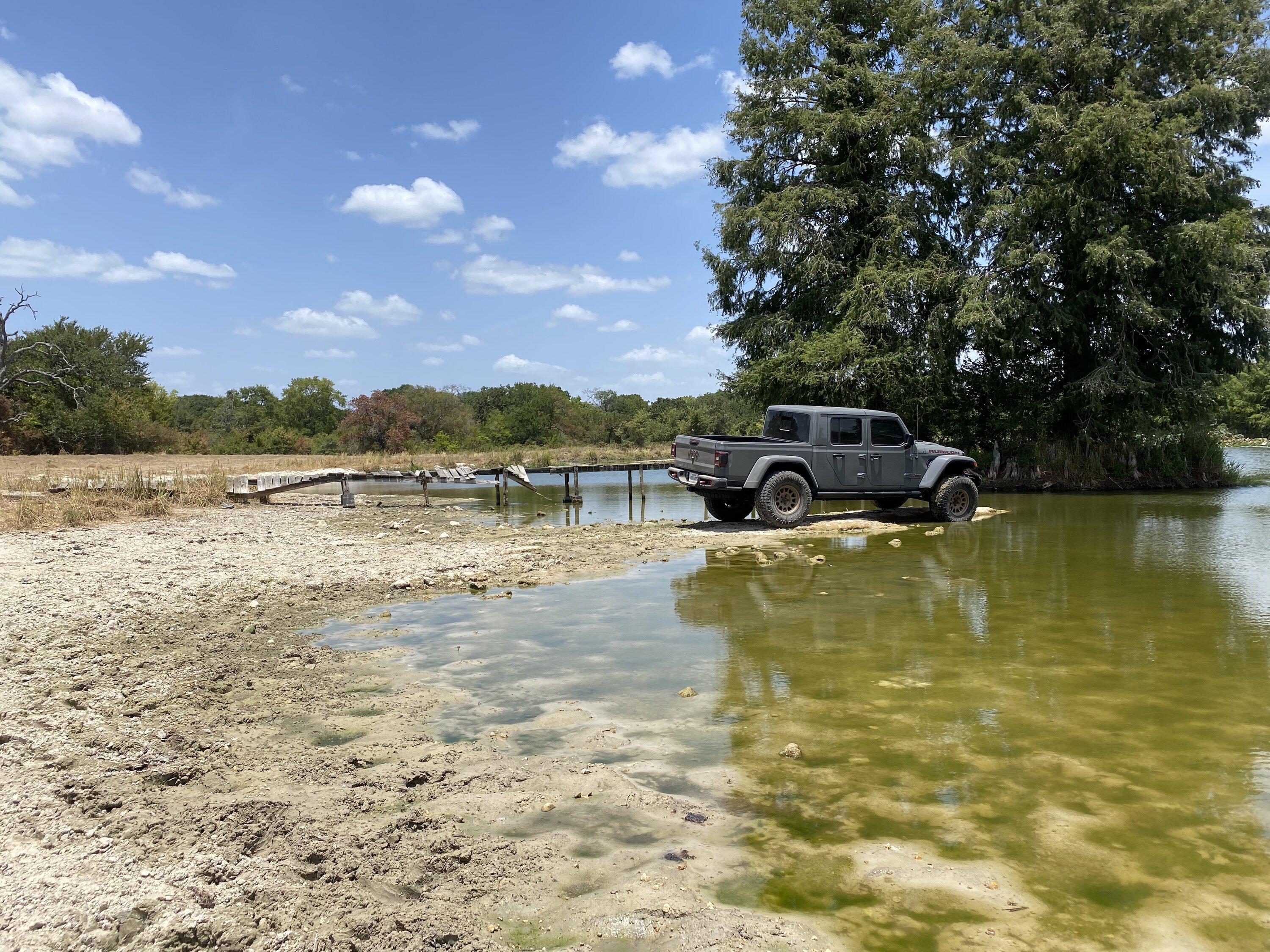 Jeep Gladiator Flexed/flexing- show off ? post your photo & info! FE016F81-77AF-4F5C-A688-409403CE7C16