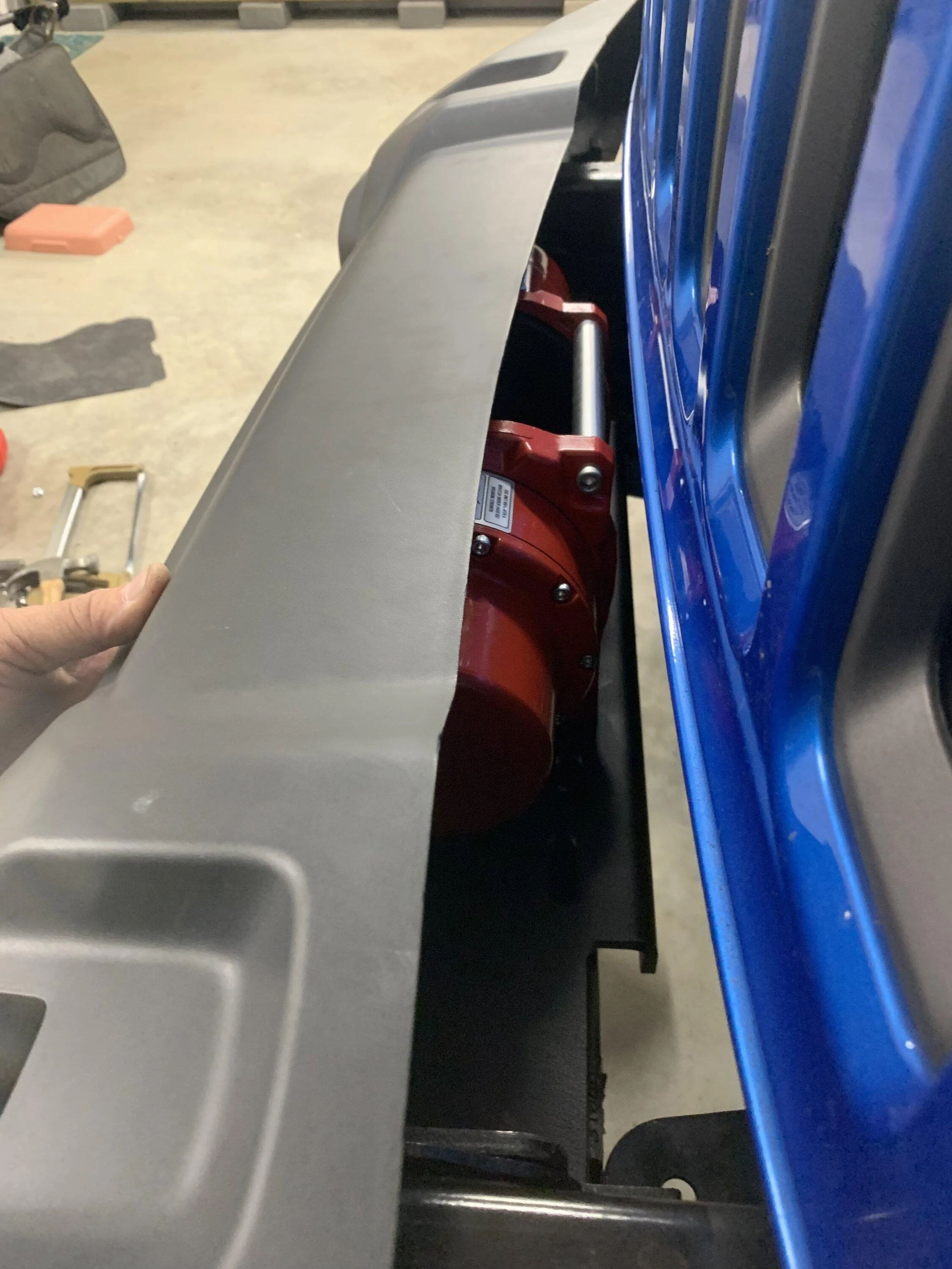 Jeep Gladiator Install 9000 lb. Warn winch on Mojave  plastic bumper, record time and zero sag! 90C7860D-4B2E-421E-BB69-E652940539B5