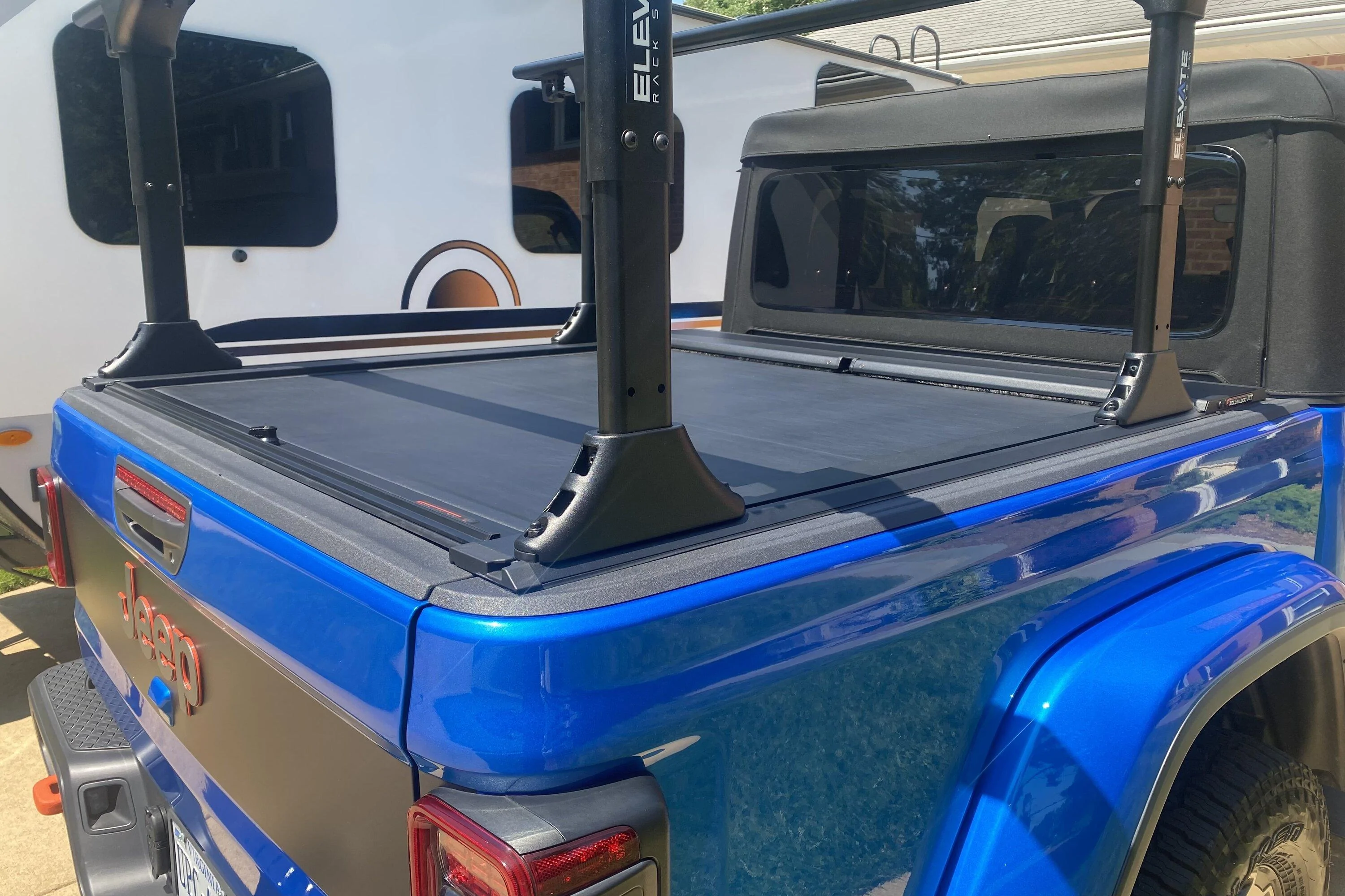 Jeep Gladiator My new rack tonneau combo E9D7727A-23CA-4809-B70E-F239E2C9198D