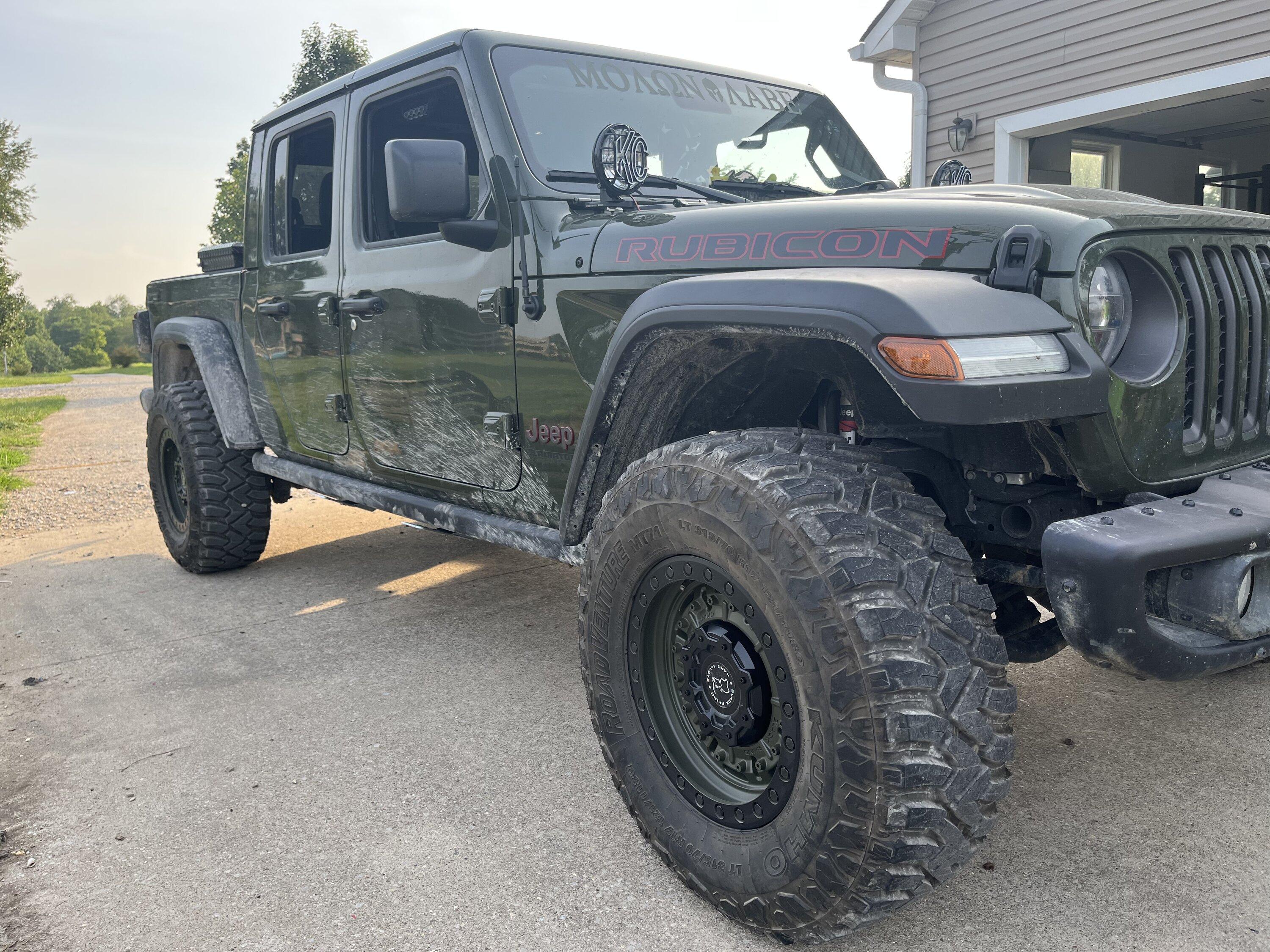 Jeep Gladiator What Would You Do 01DF1B2E-76AC-4208-B95C-AB05DD62B488